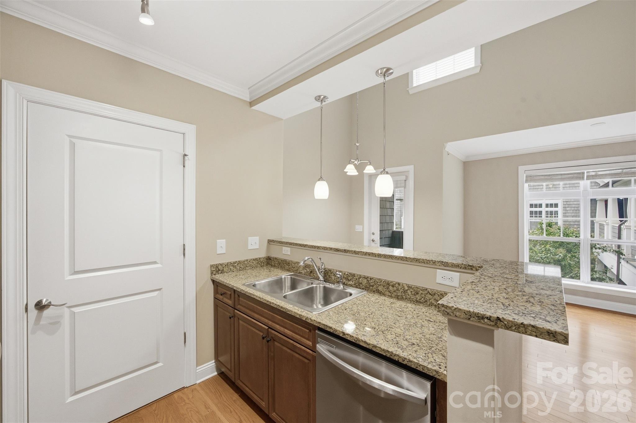 301 E Tremont Avenue #318 — Charlotte