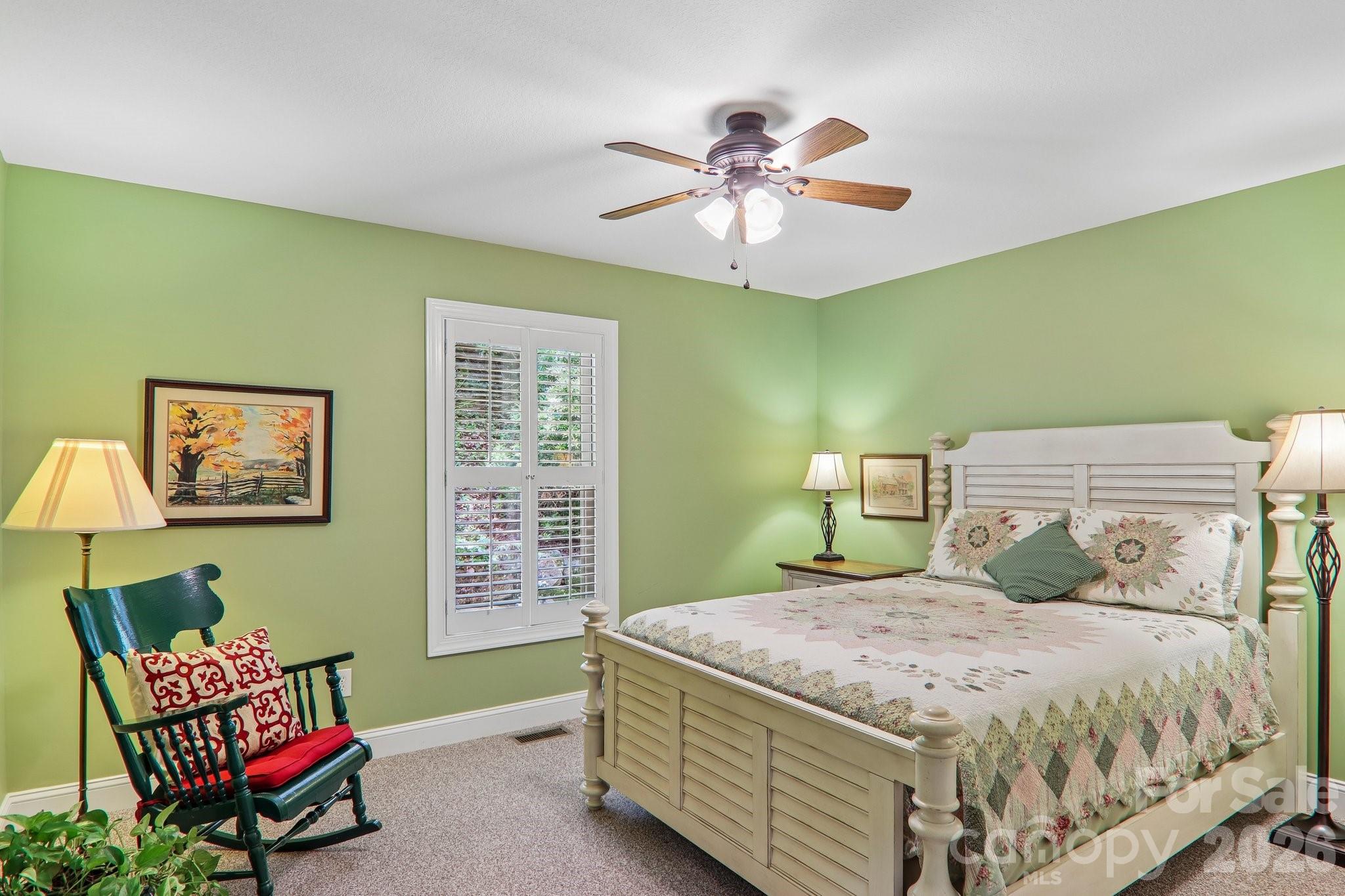 25 Arnie Drive — Etowah