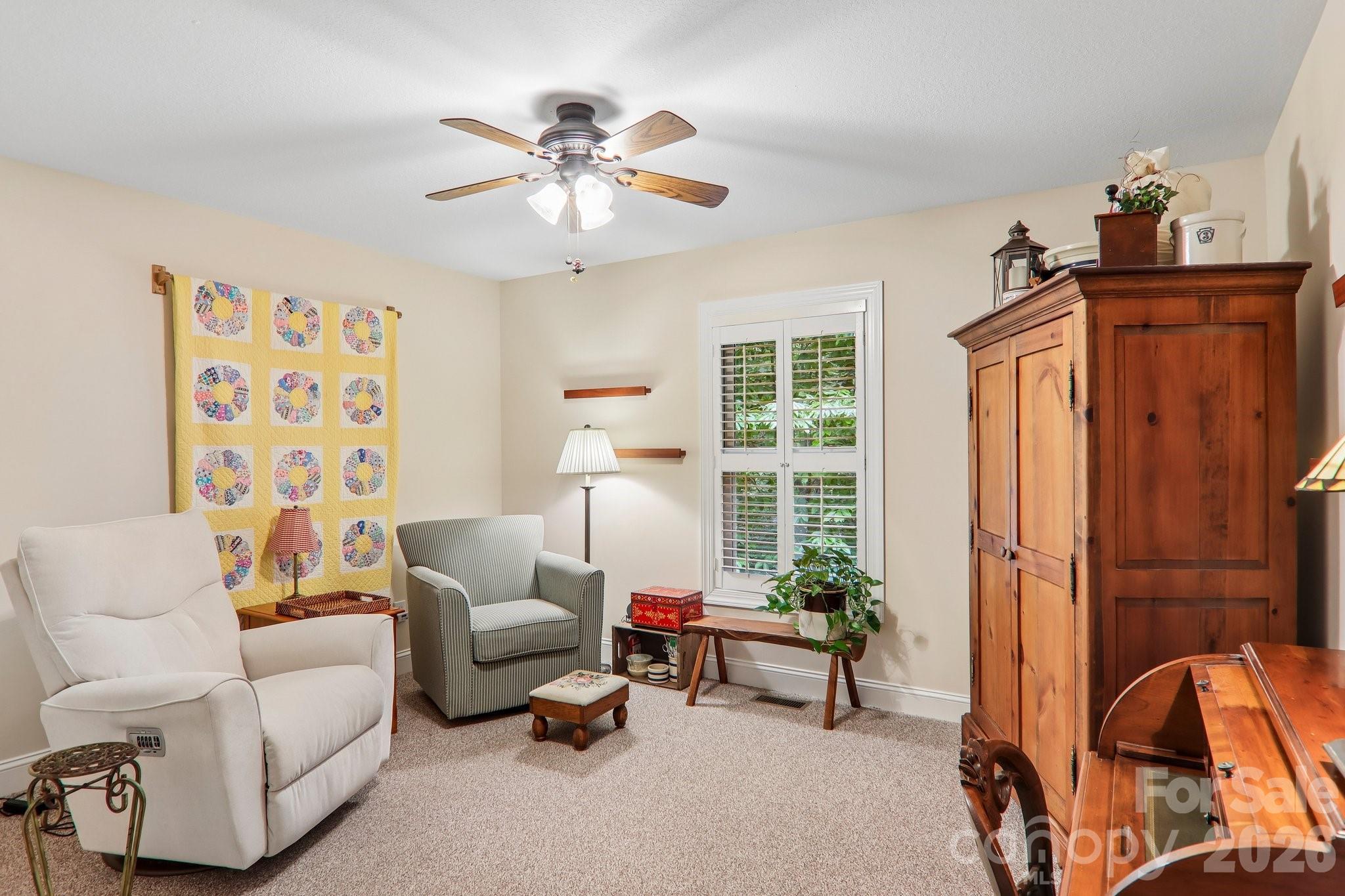 25 Arnie Drive — Etowah