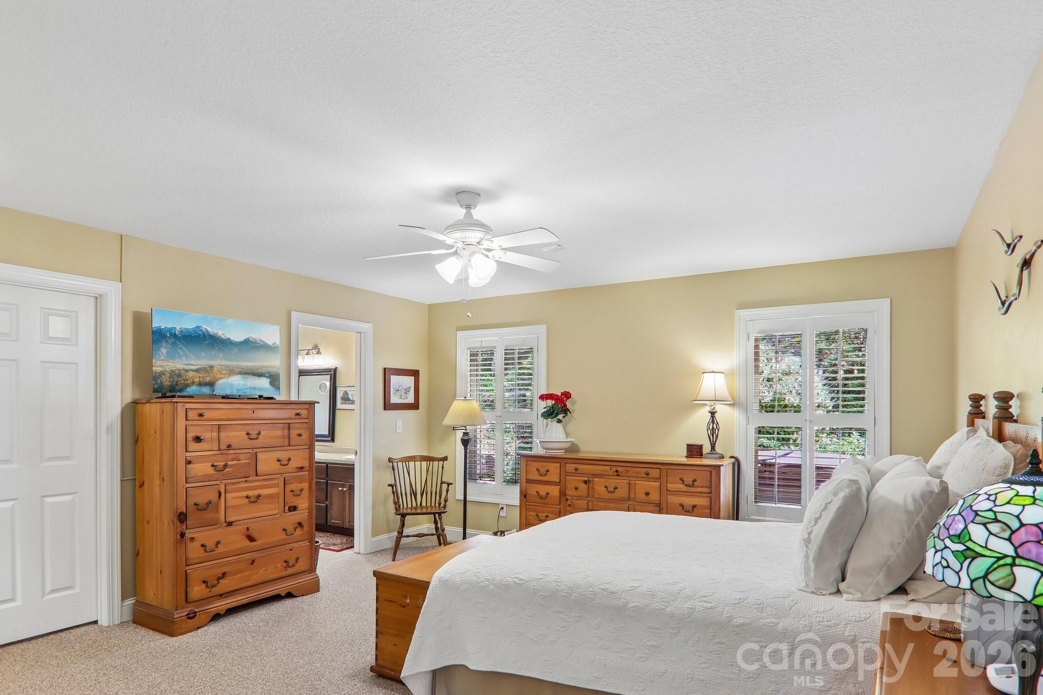 25 Arnie Drive — Etowah