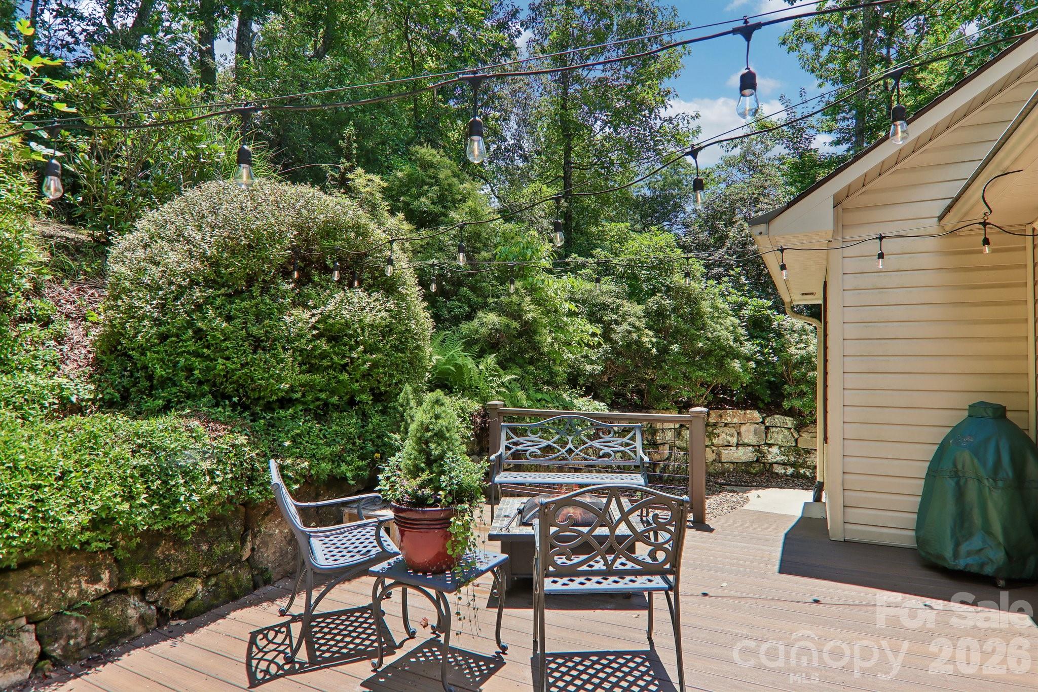 25 Arnie Drive — Etowah