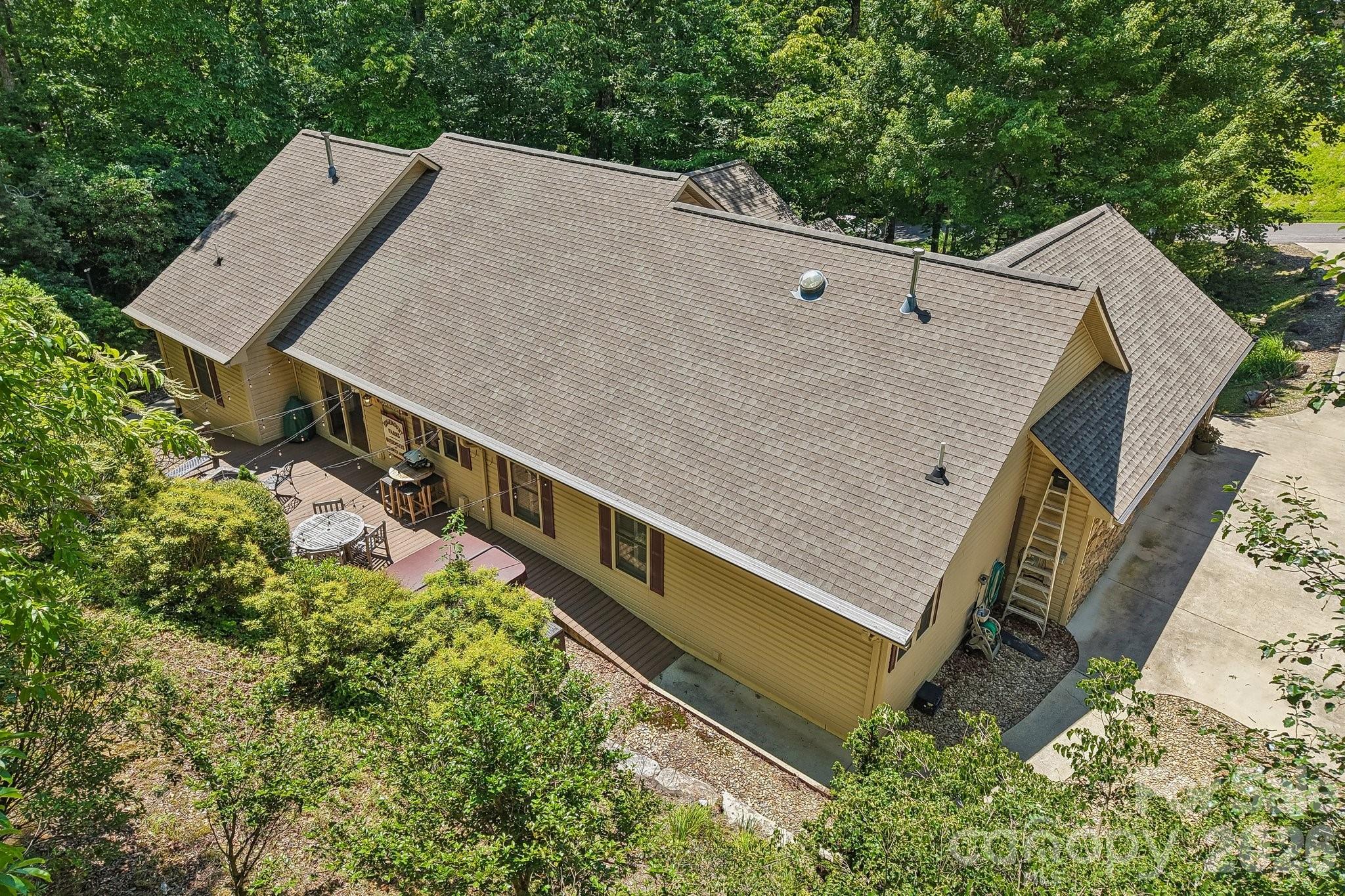 25 Arnie Drive — Etowah