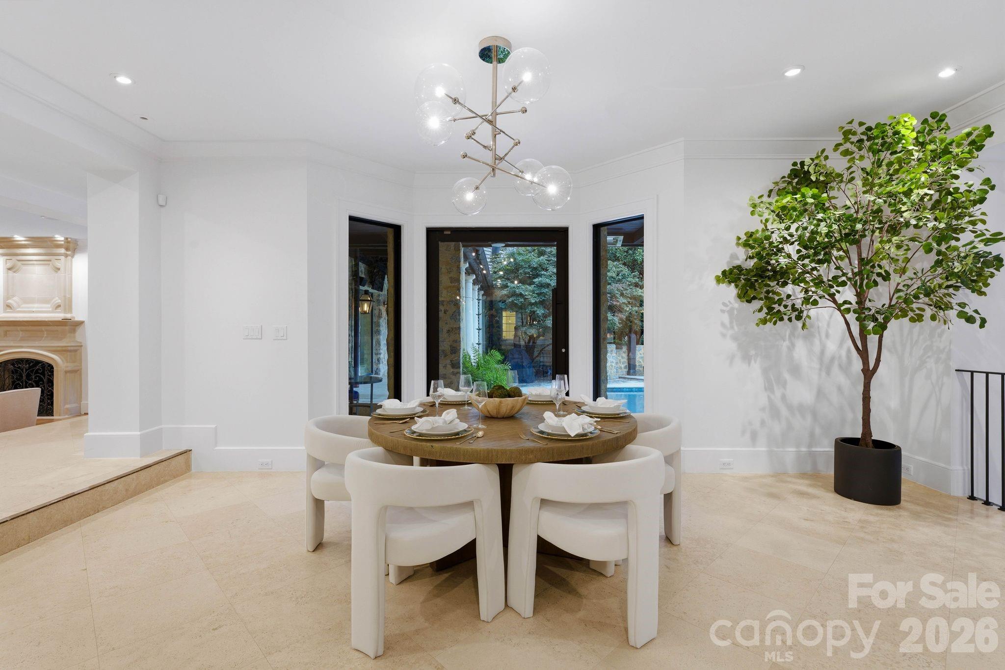 4231 Fox Brook Lane — Charlotte