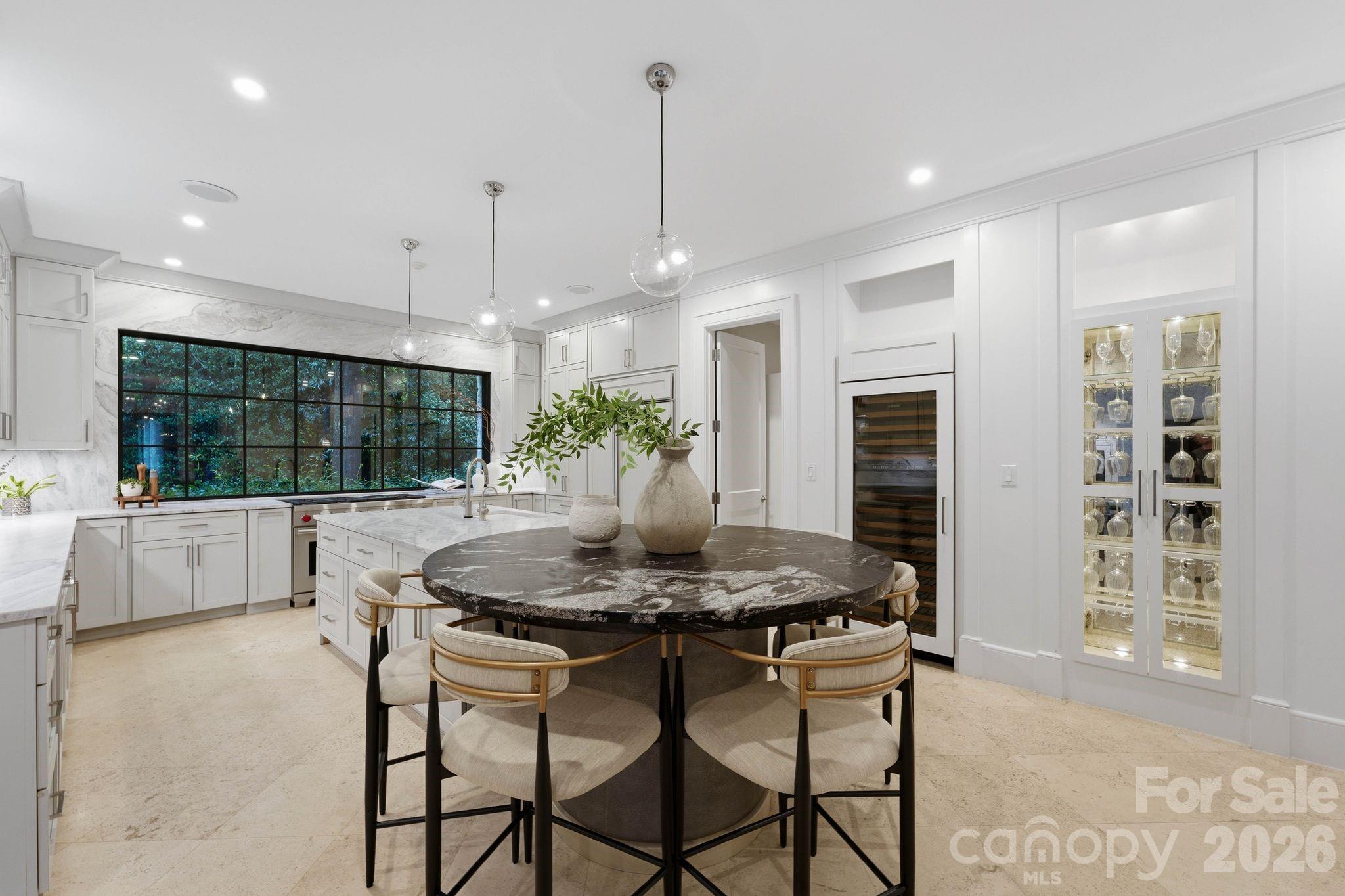 4231 Fox Brook Lane — Charlotte
