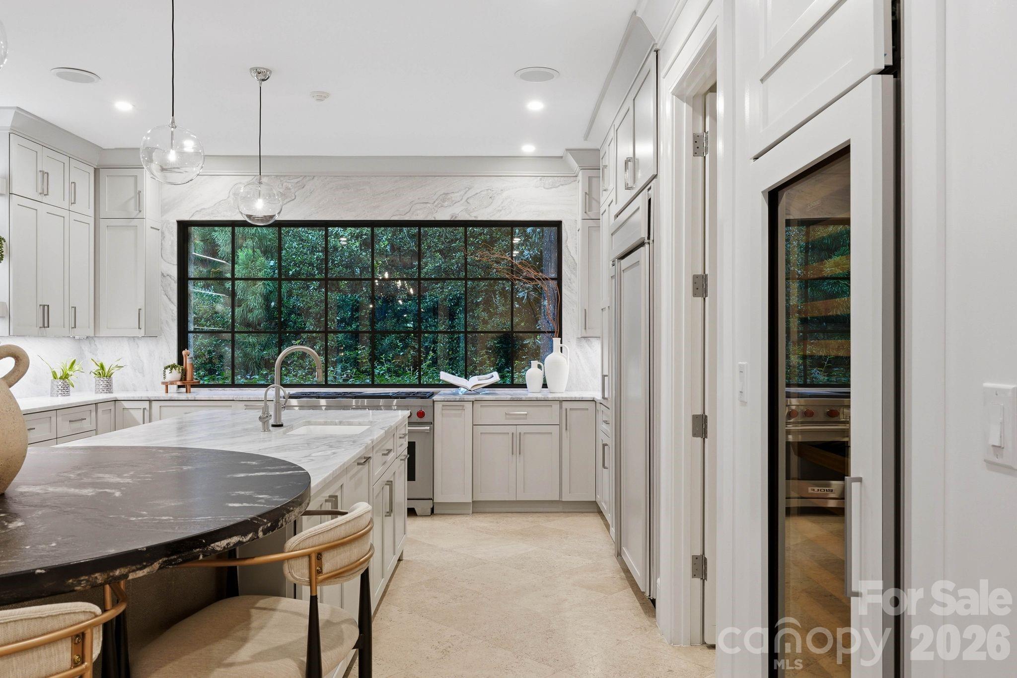 4231 Fox Brook Lane — Charlotte