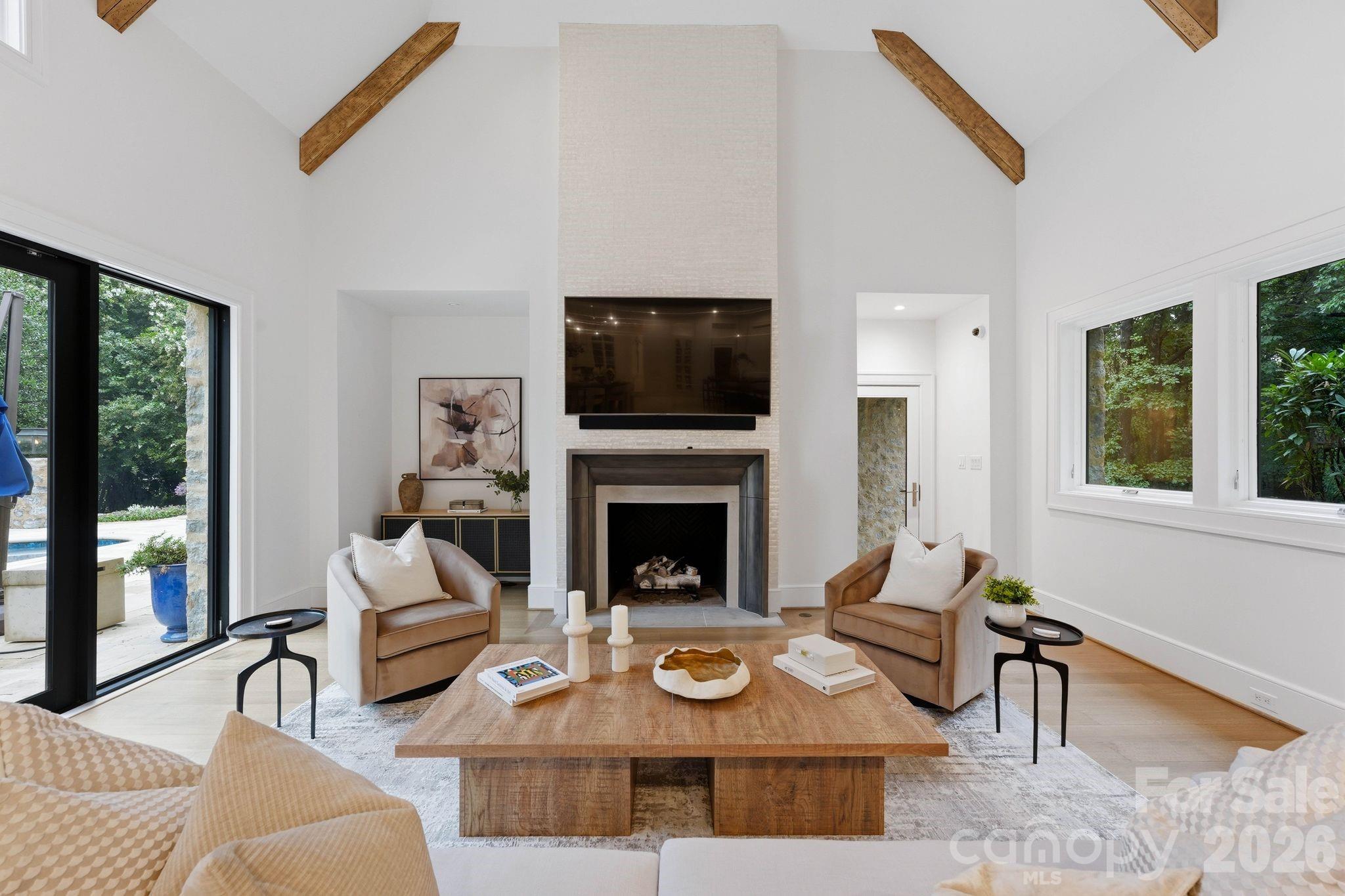 4231 Fox Brook Lane — Charlotte