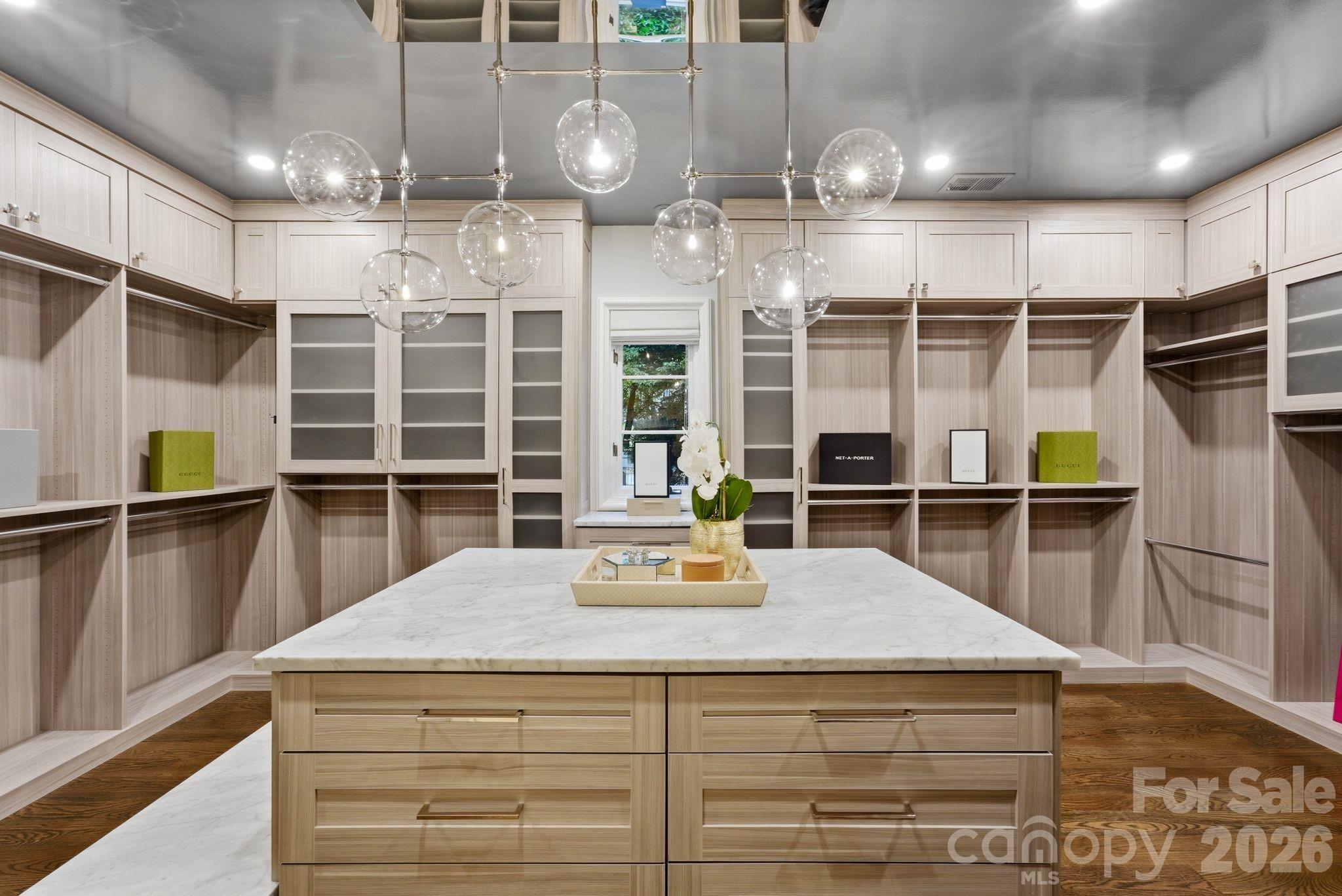 4231 Fox Brook Lane — Charlotte