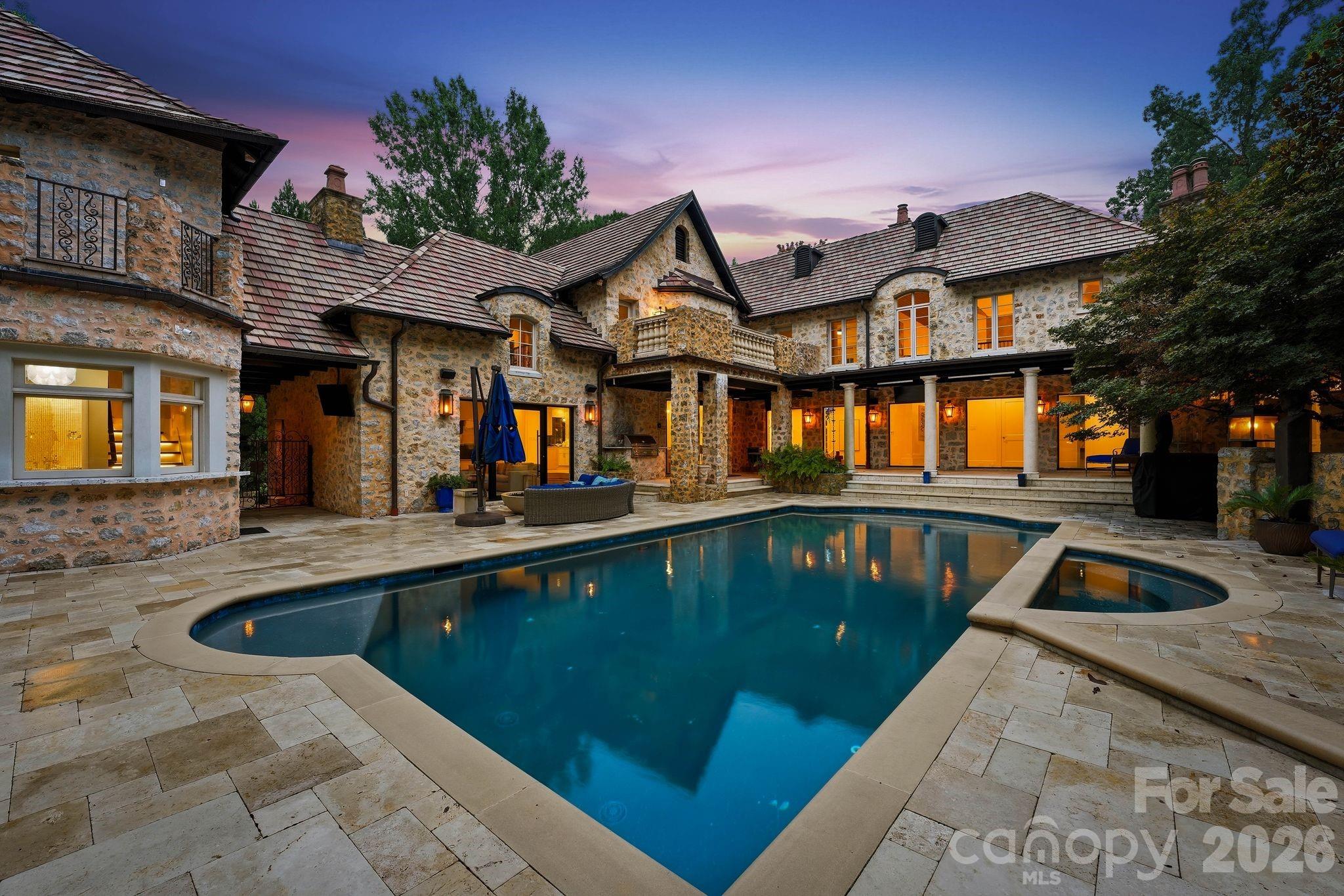 4231 Fox Brook Lane — Charlotte
