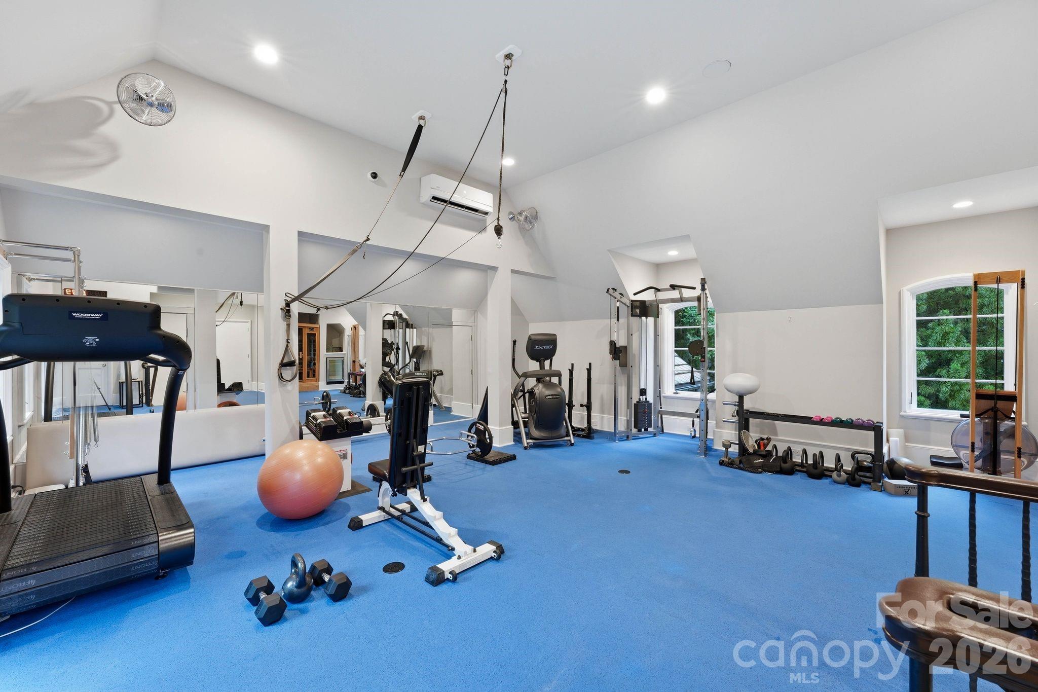 4231 Fox Brook Lane — Charlotte