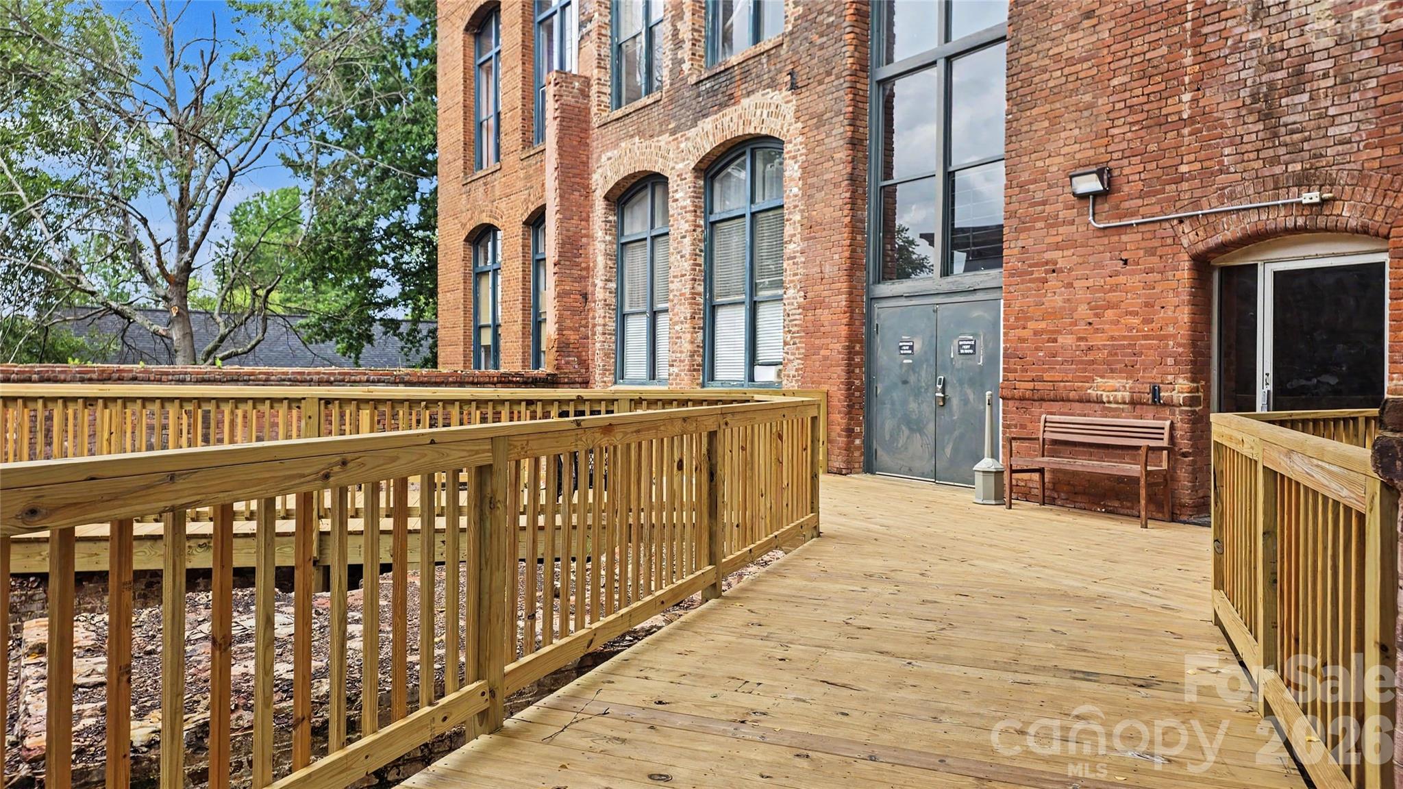 201 S Hoskins Road #316 — Charlotte