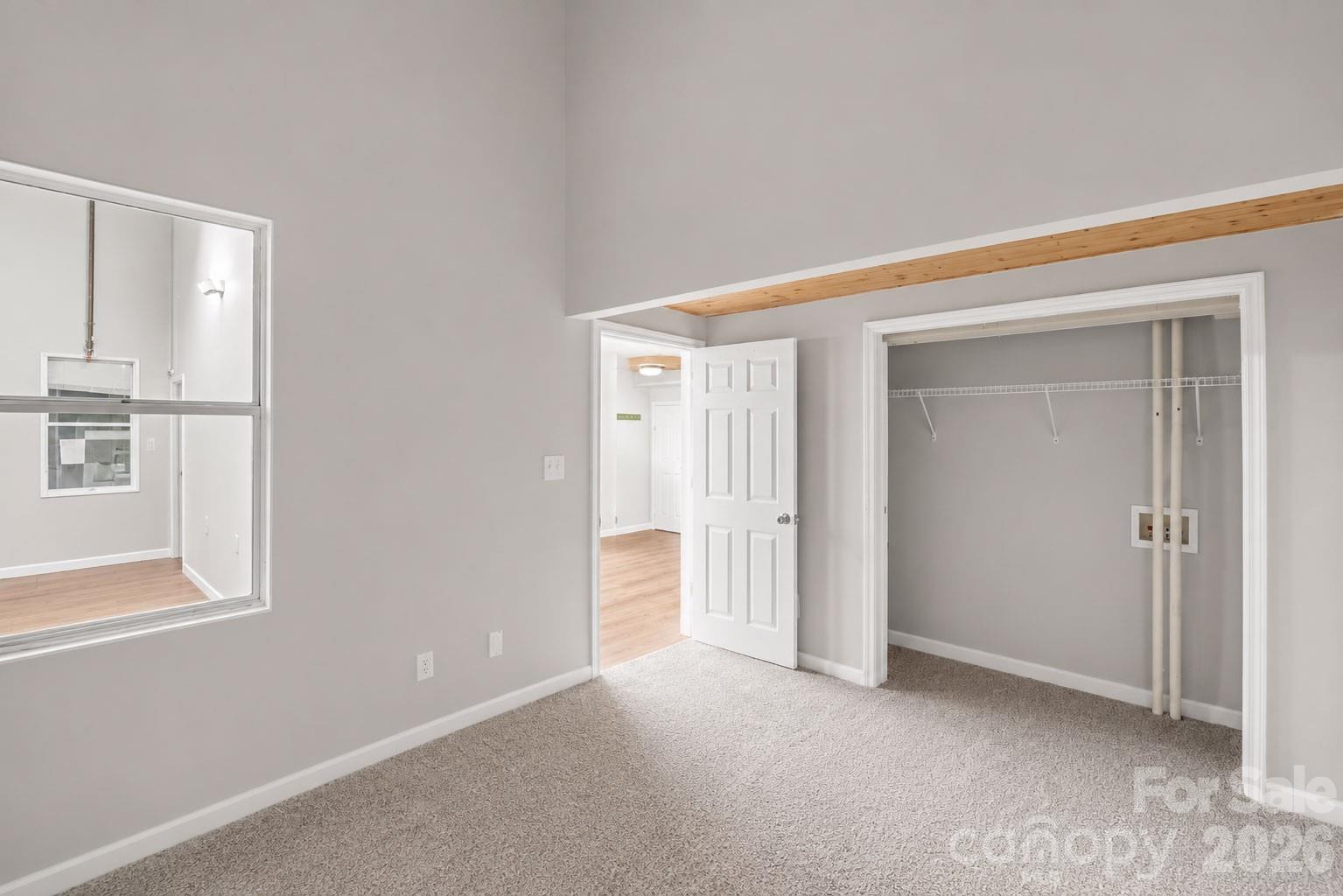 201 S Hoskins Road #316 — Charlotte