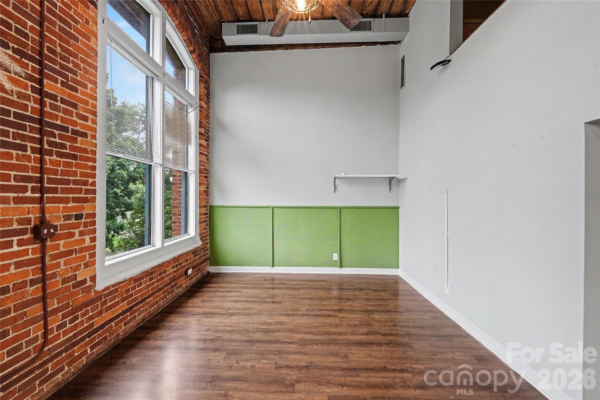 201 S Hoskins Road #316 — Charlotte
