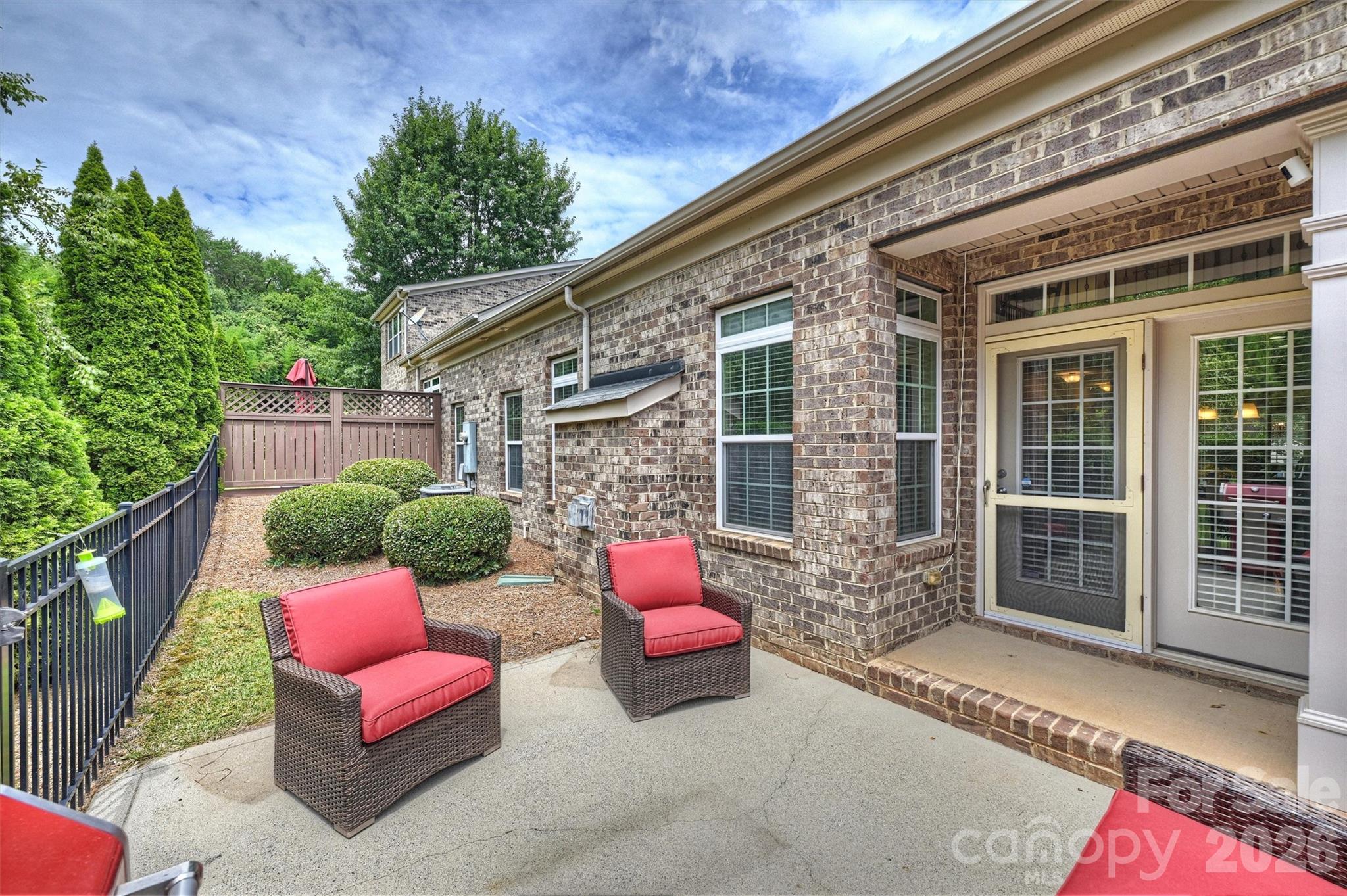 1914 Colony Line Court — Charlotte