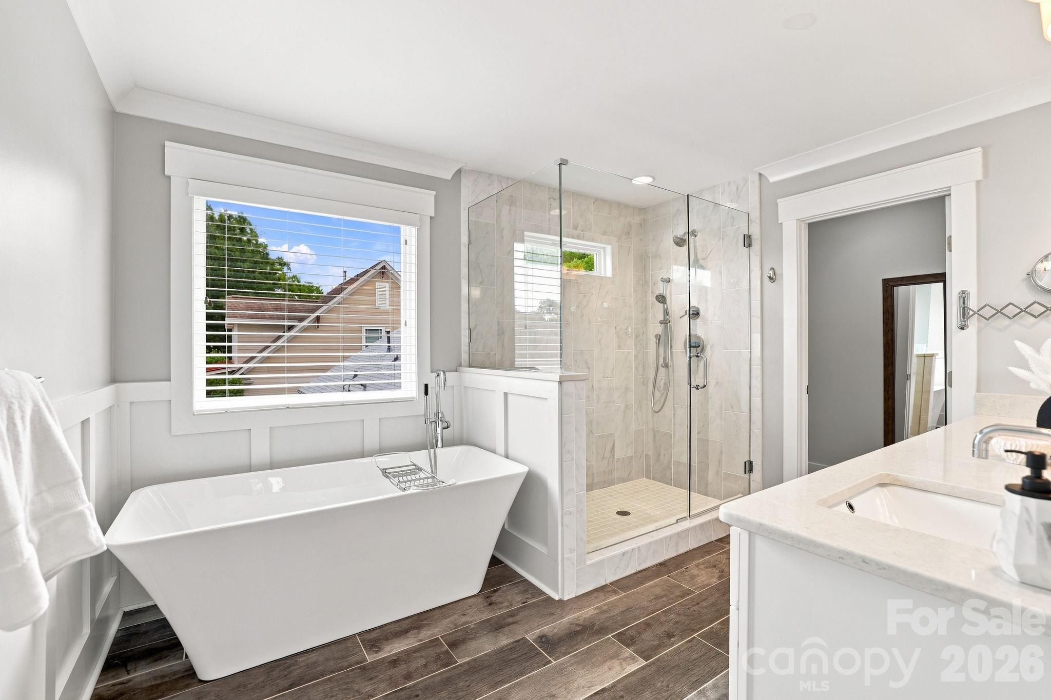2617 Commonwealth Avenue — Charlotte