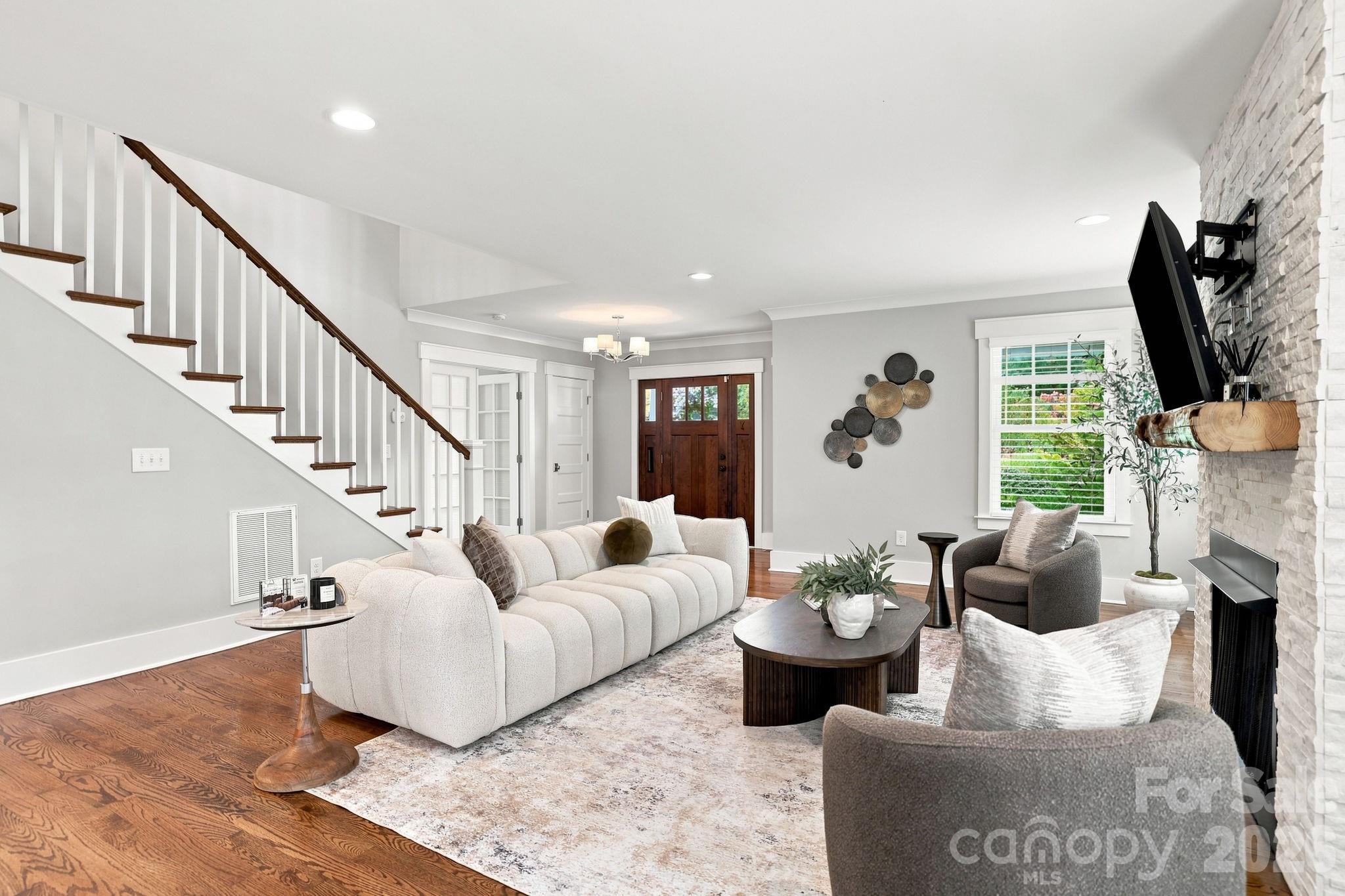 2617 Commonwealth Avenue — Charlotte
