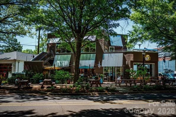 2617 Commonwealth Avenue — Charlotte