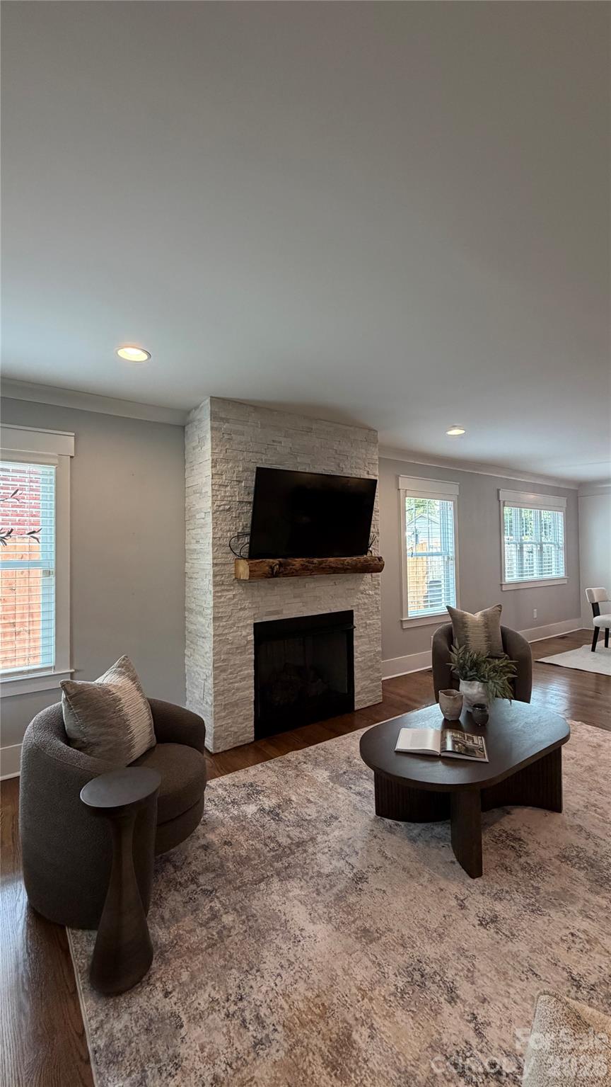 2617 Commonwealth Avenue — Charlotte
