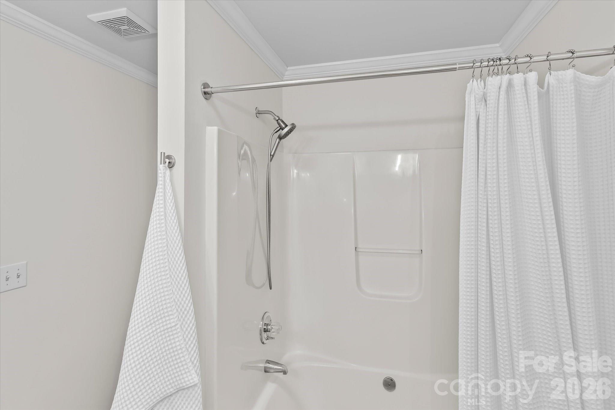 4818 Whistling Oak Court — Charlotte