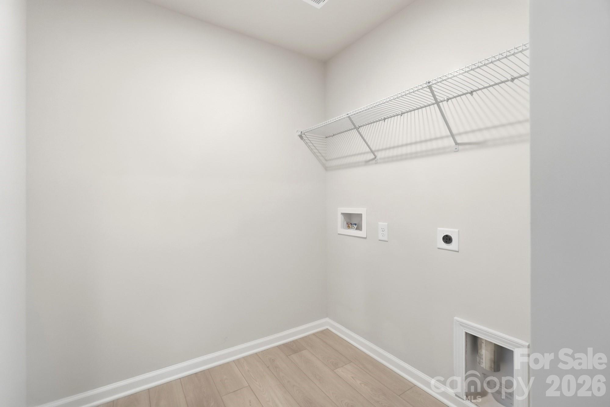 13905 Castle Nook Drive — Charlotte
