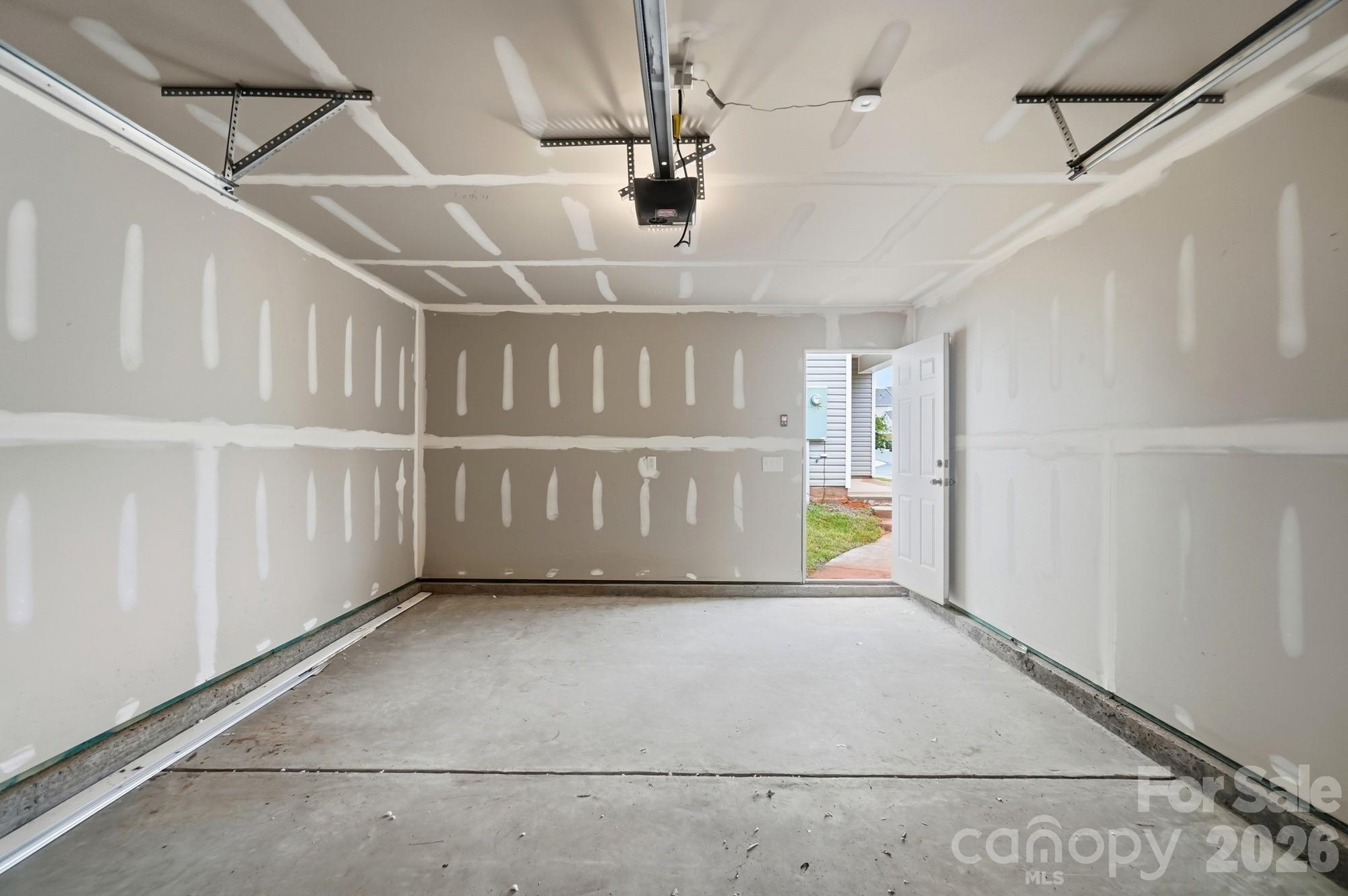 13905 Castle Nook Drive — Charlotte