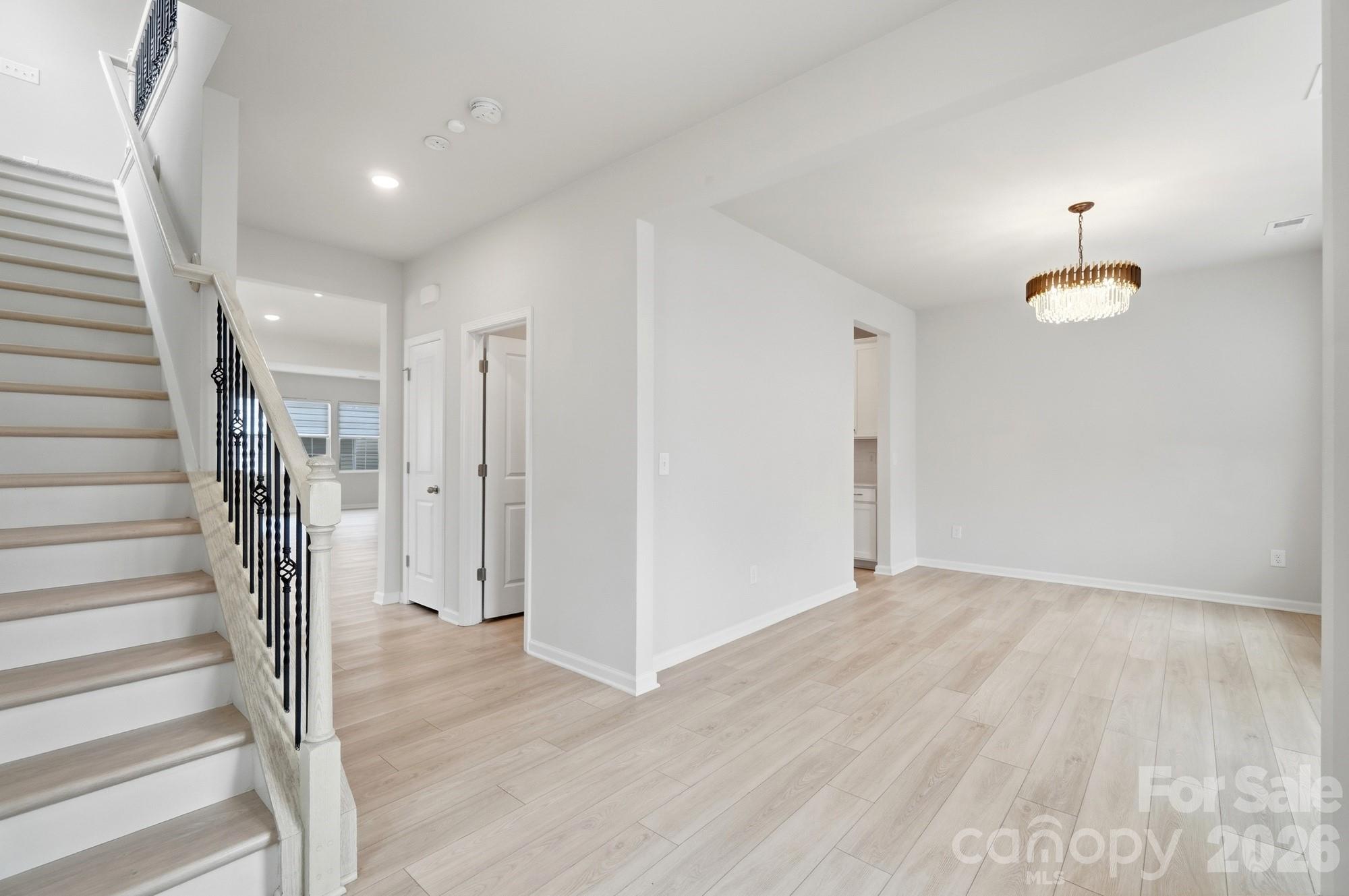 13905 Castle Nook Drive — Charlotte