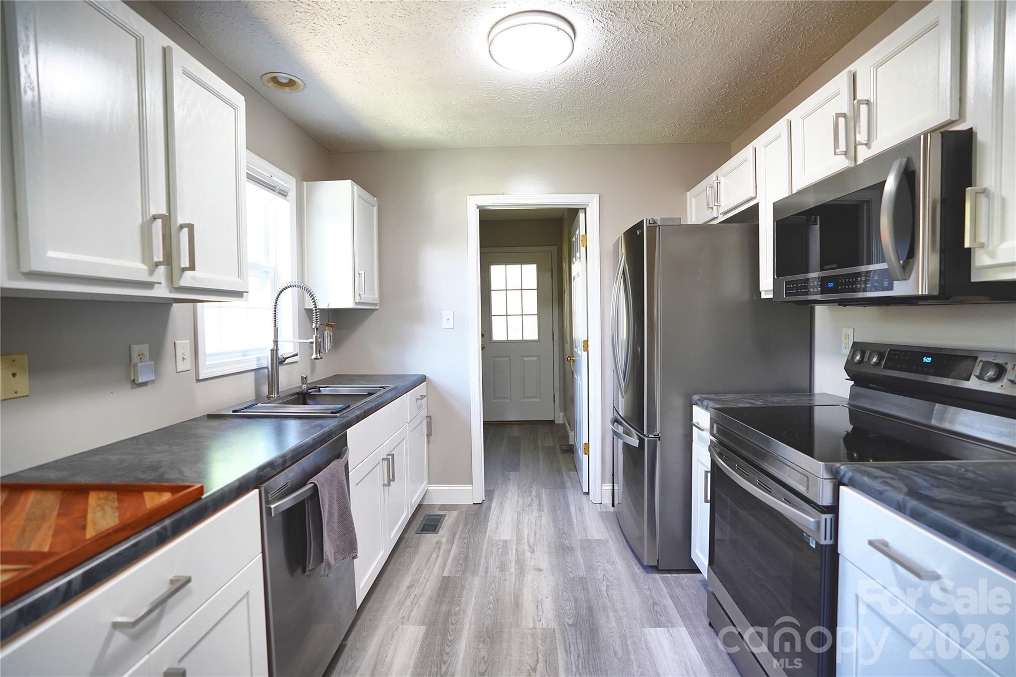 43 Moore Avenue — Asheville