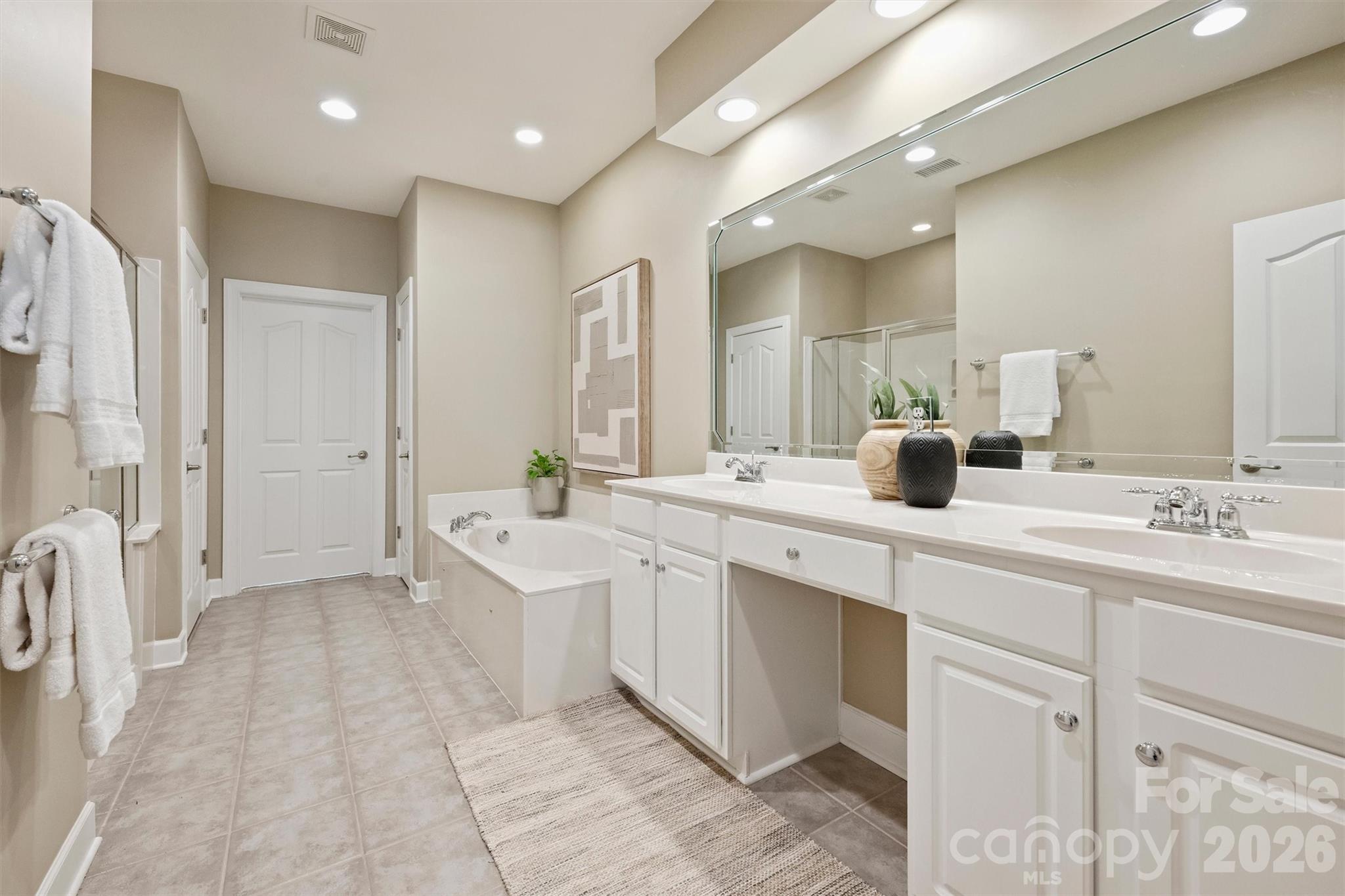 8033 Oratorio Place — Charlotte