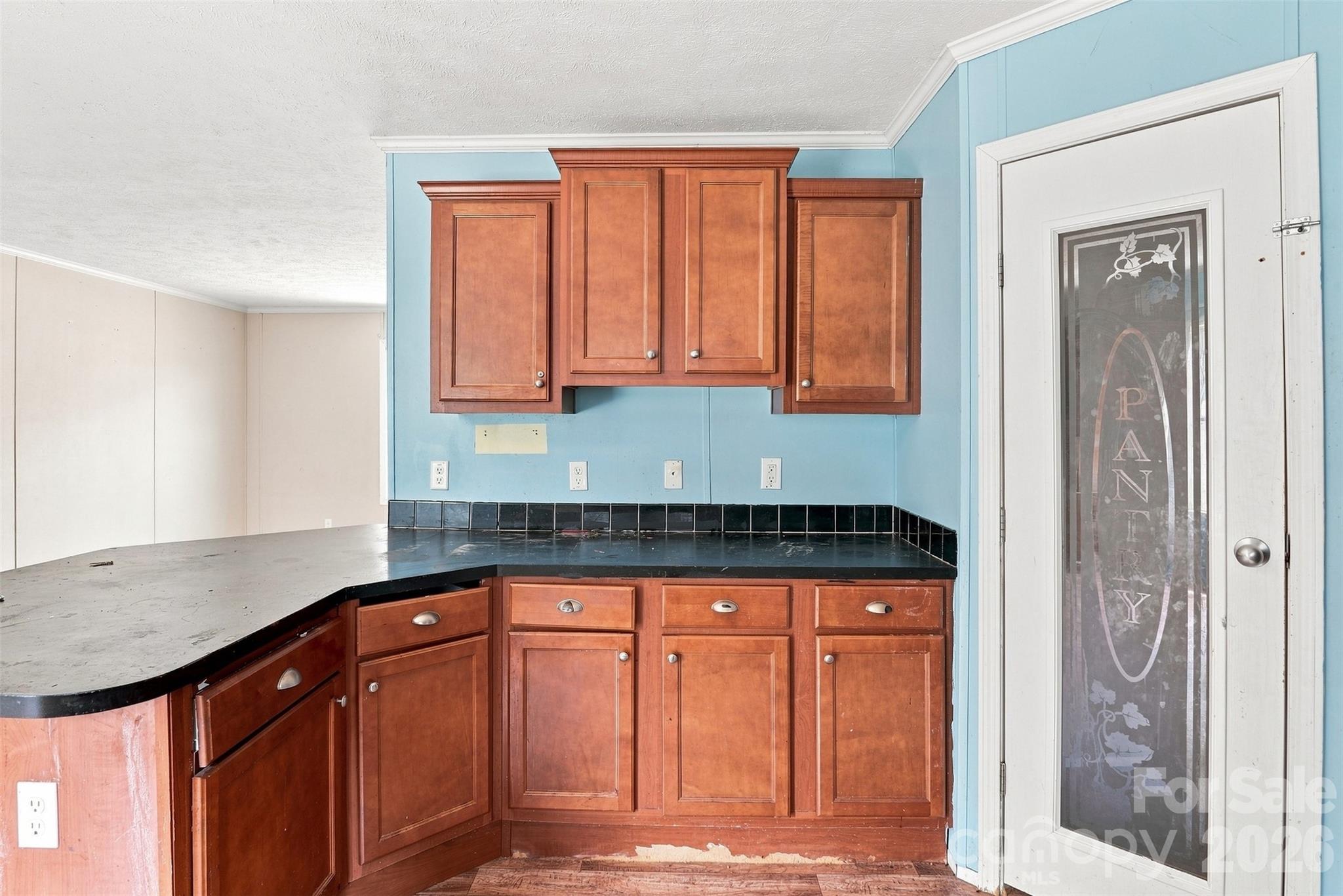 121 Pine State Road — Troutman