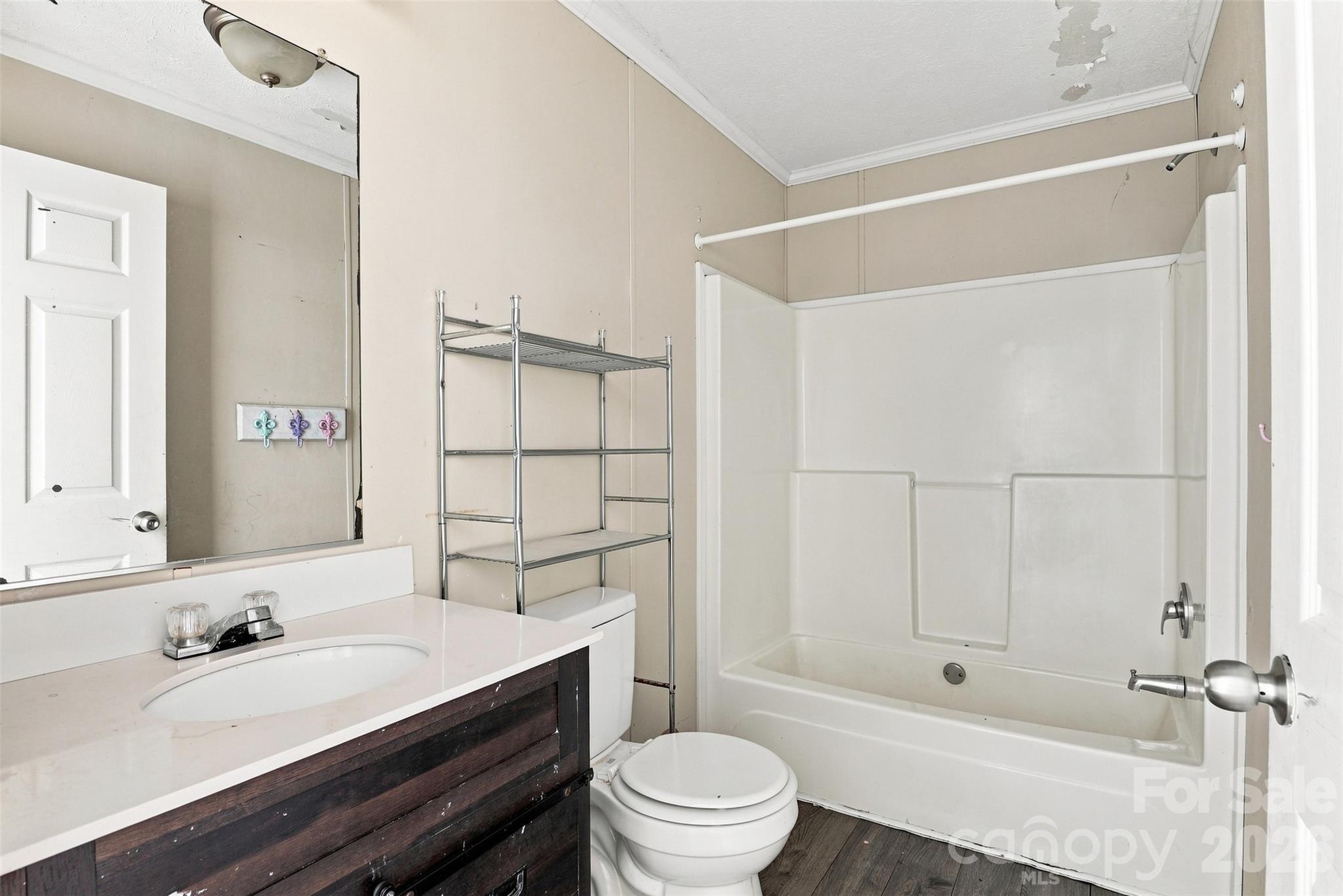 121 Pine State Road — Troutman
