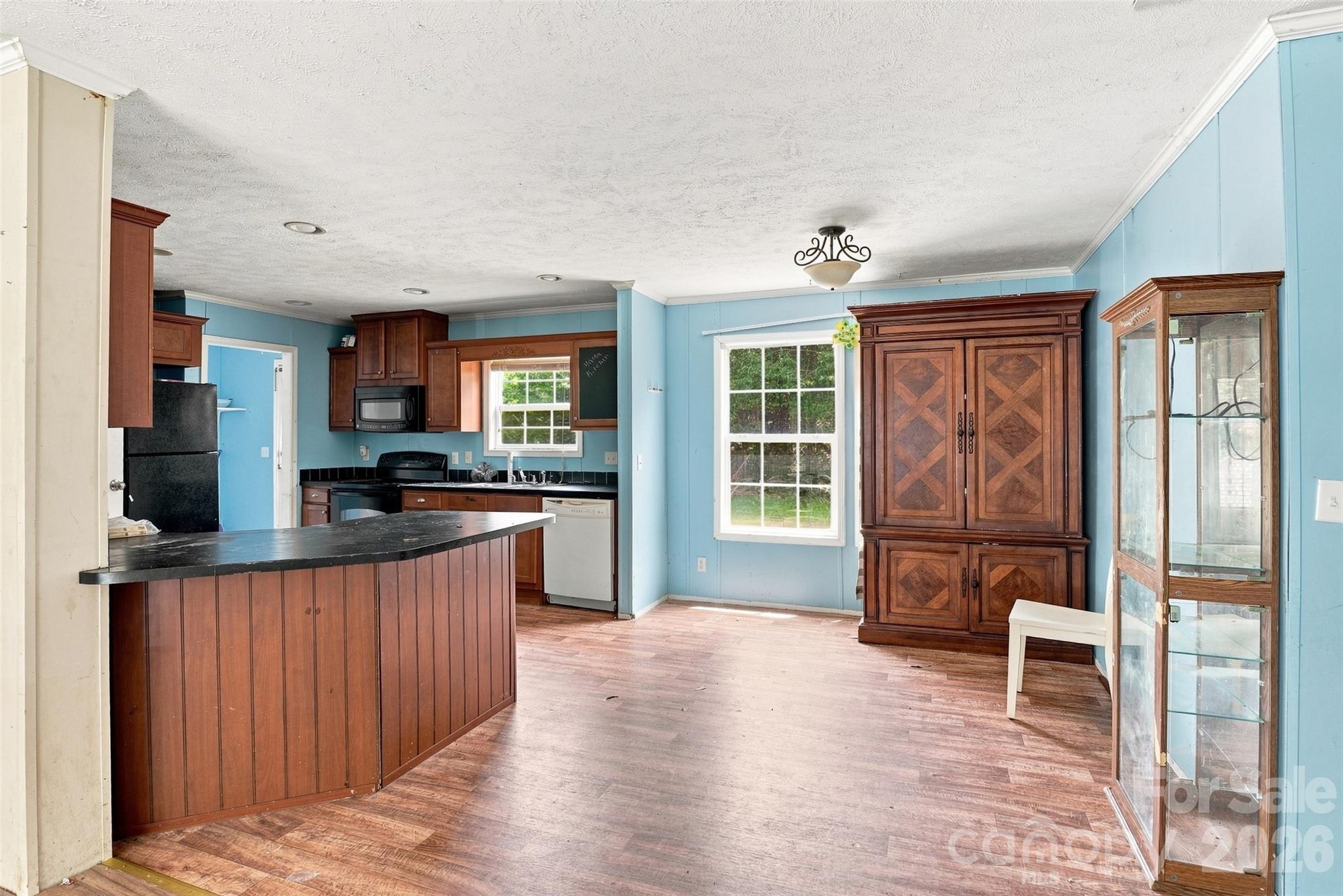 121 Pine State Road — Troutman