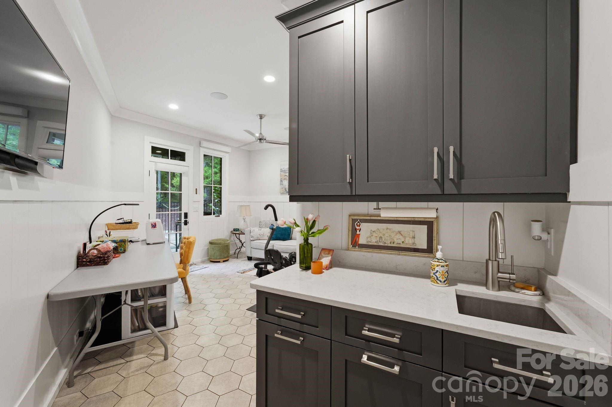 8921 Island Point Road — Charlotte
