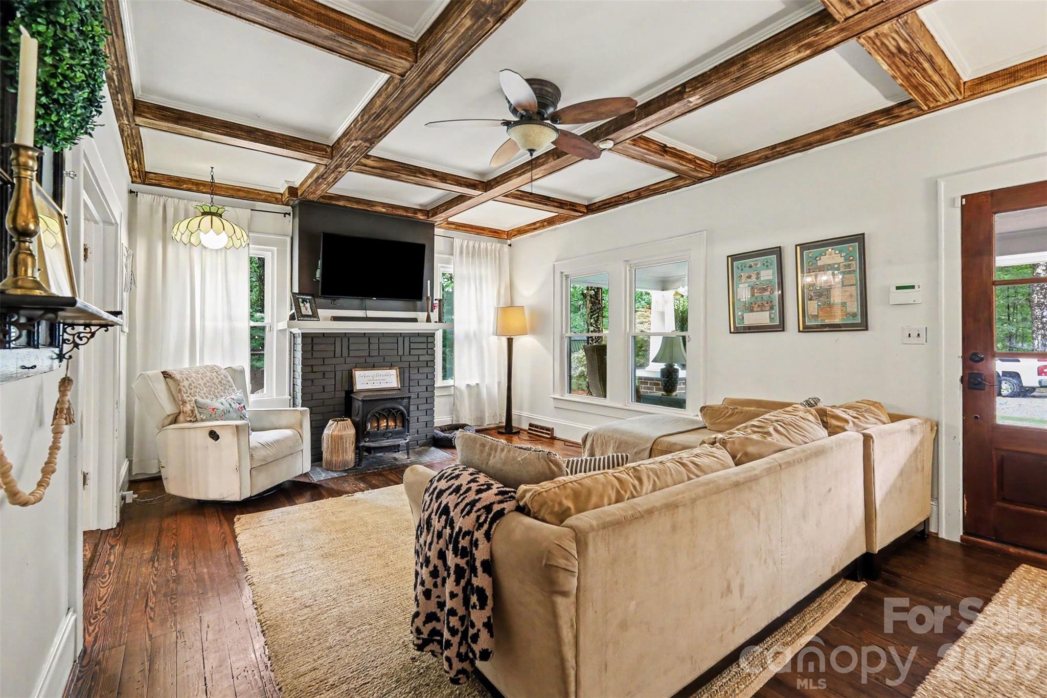 134 Mauney Farm Road — Cherryville
