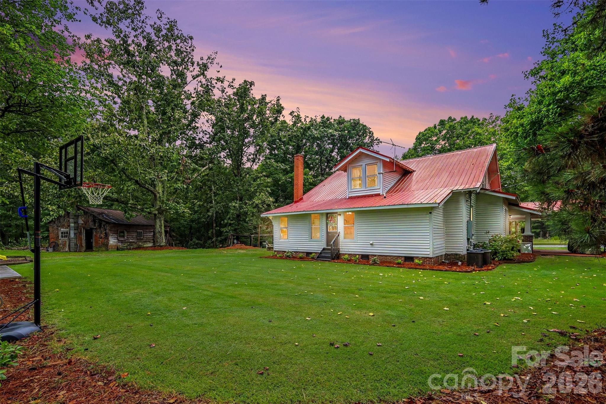 134 Mauney Farm Road — Cherryville