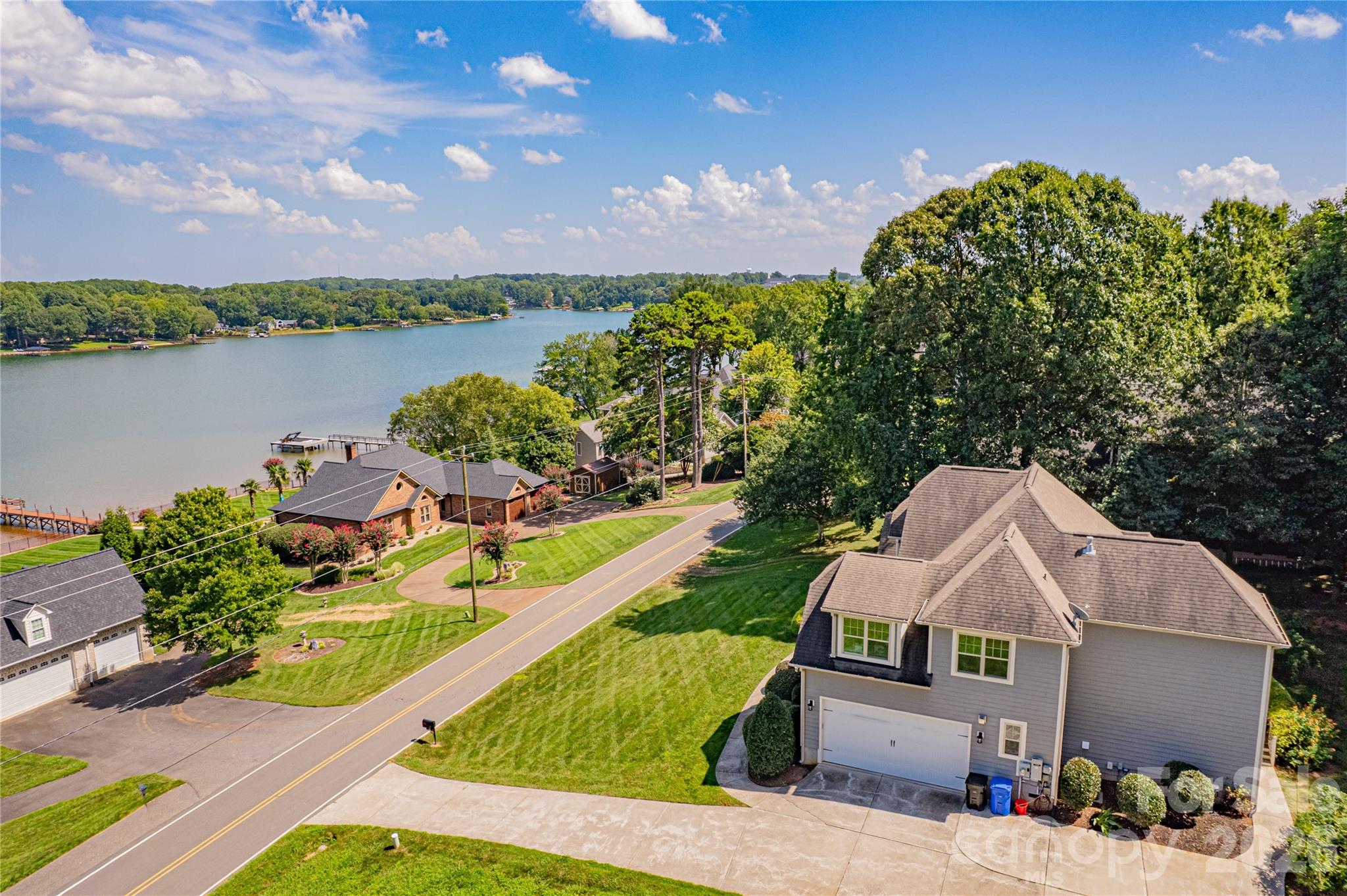 188 Wilson Lake Road — Mooresville