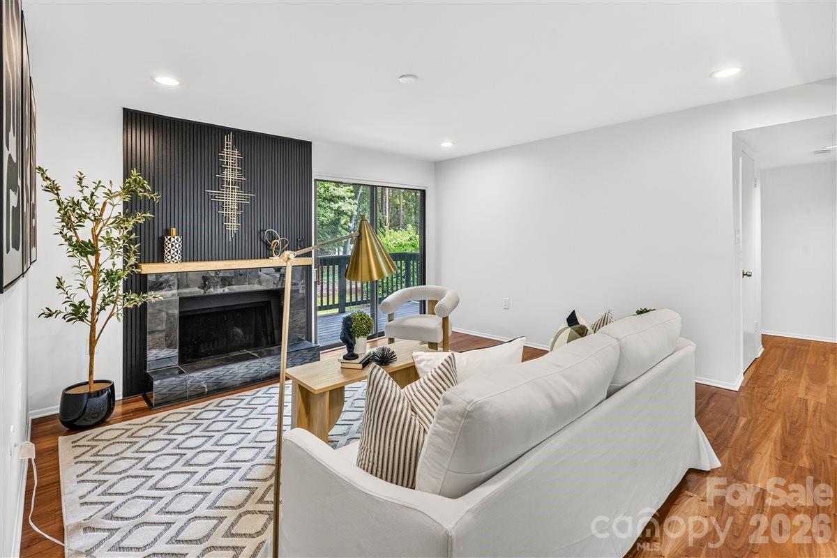 4906 Sardis Road #D — Charlotte