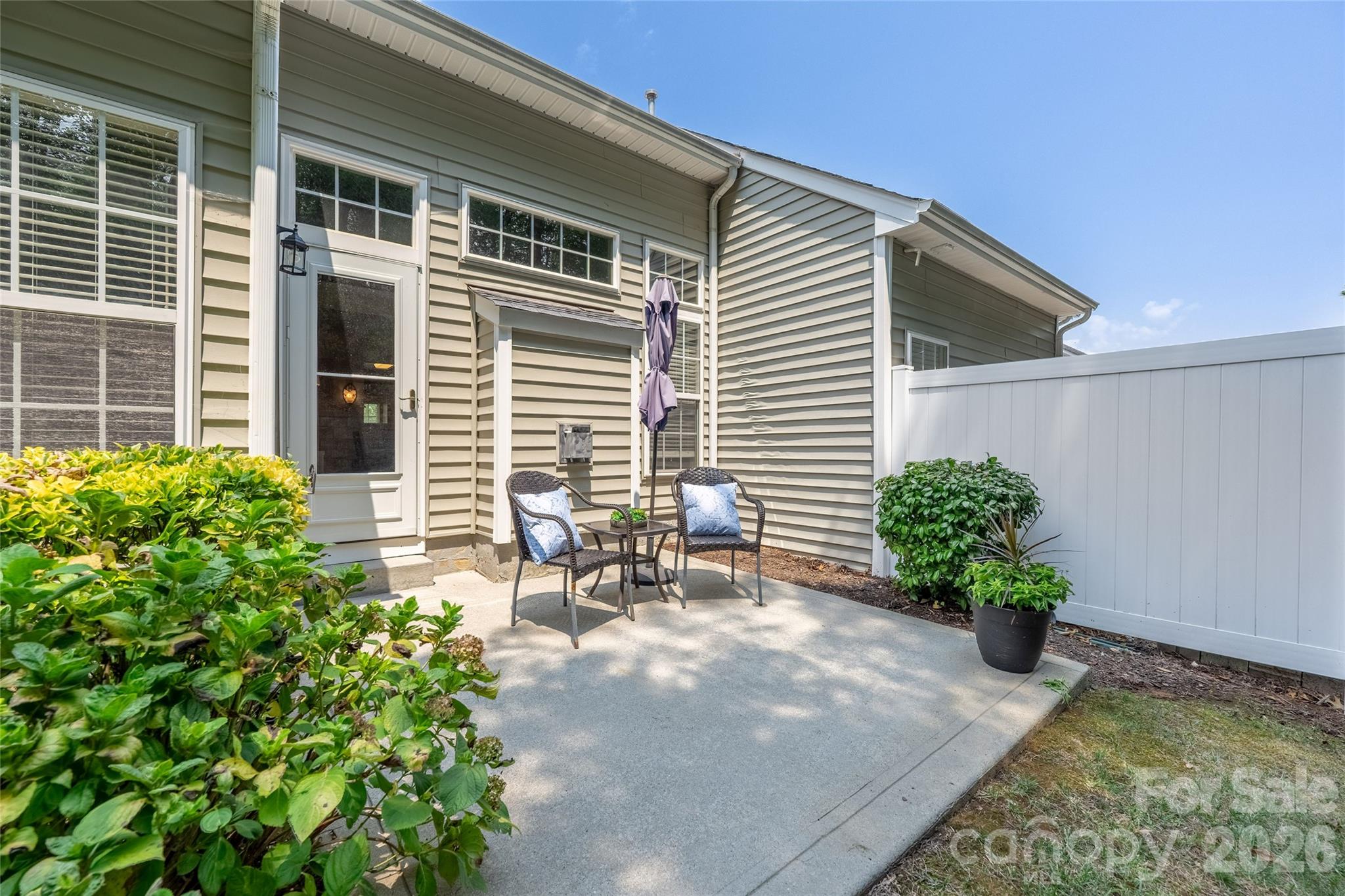 1845 Lookout Lane — Gastonia