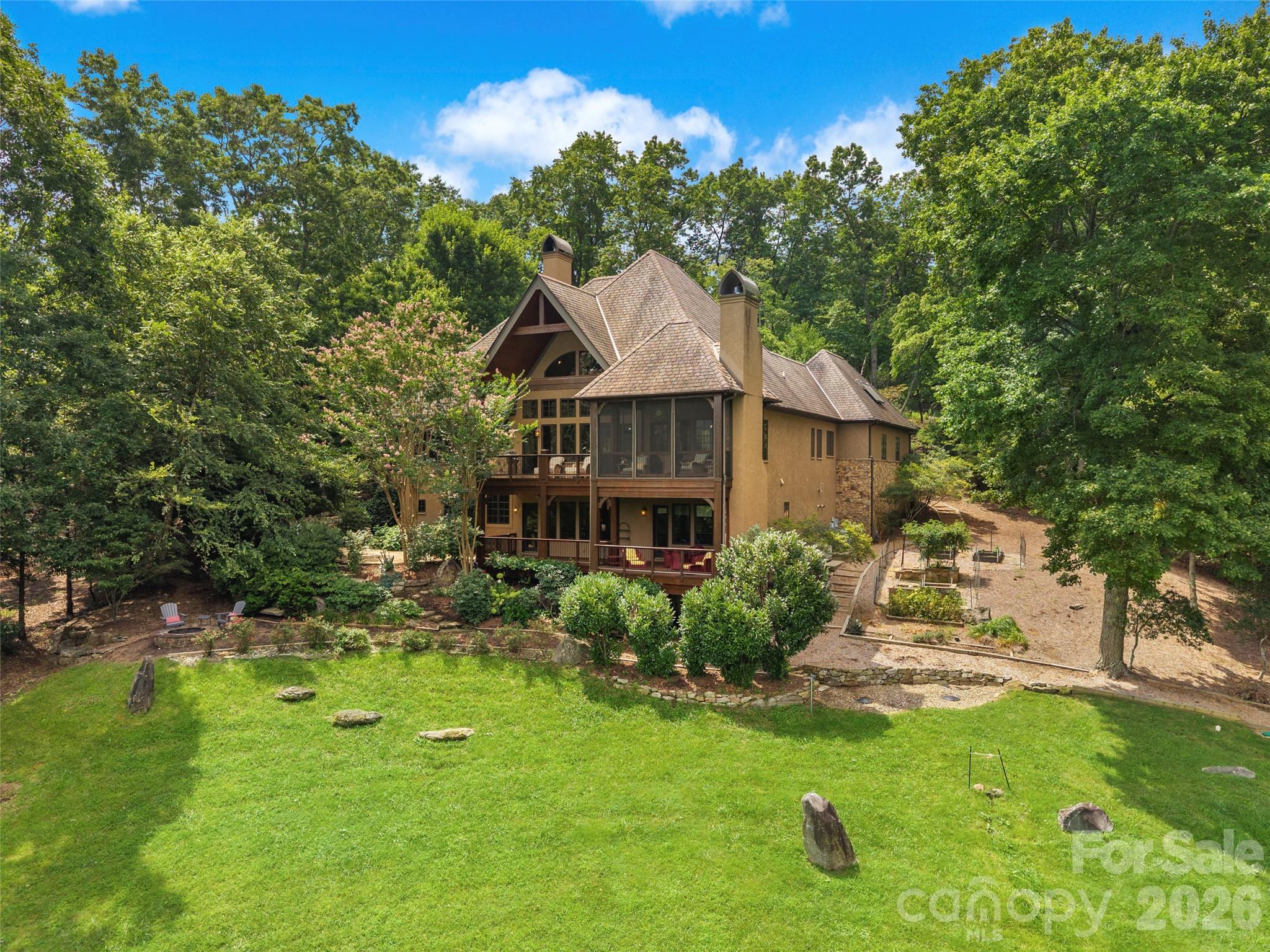 1812 Bella Vista Court — Arden