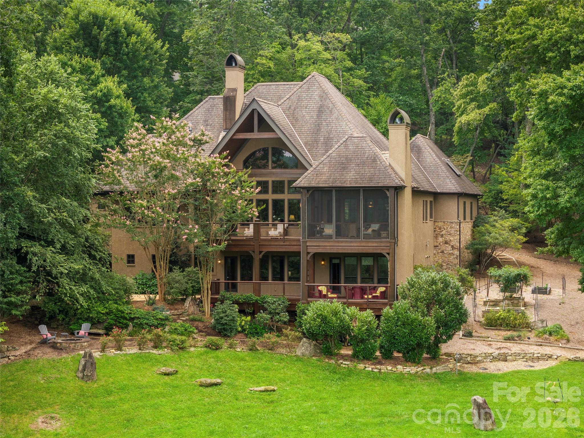 1812 Bella Vista Court — Arden