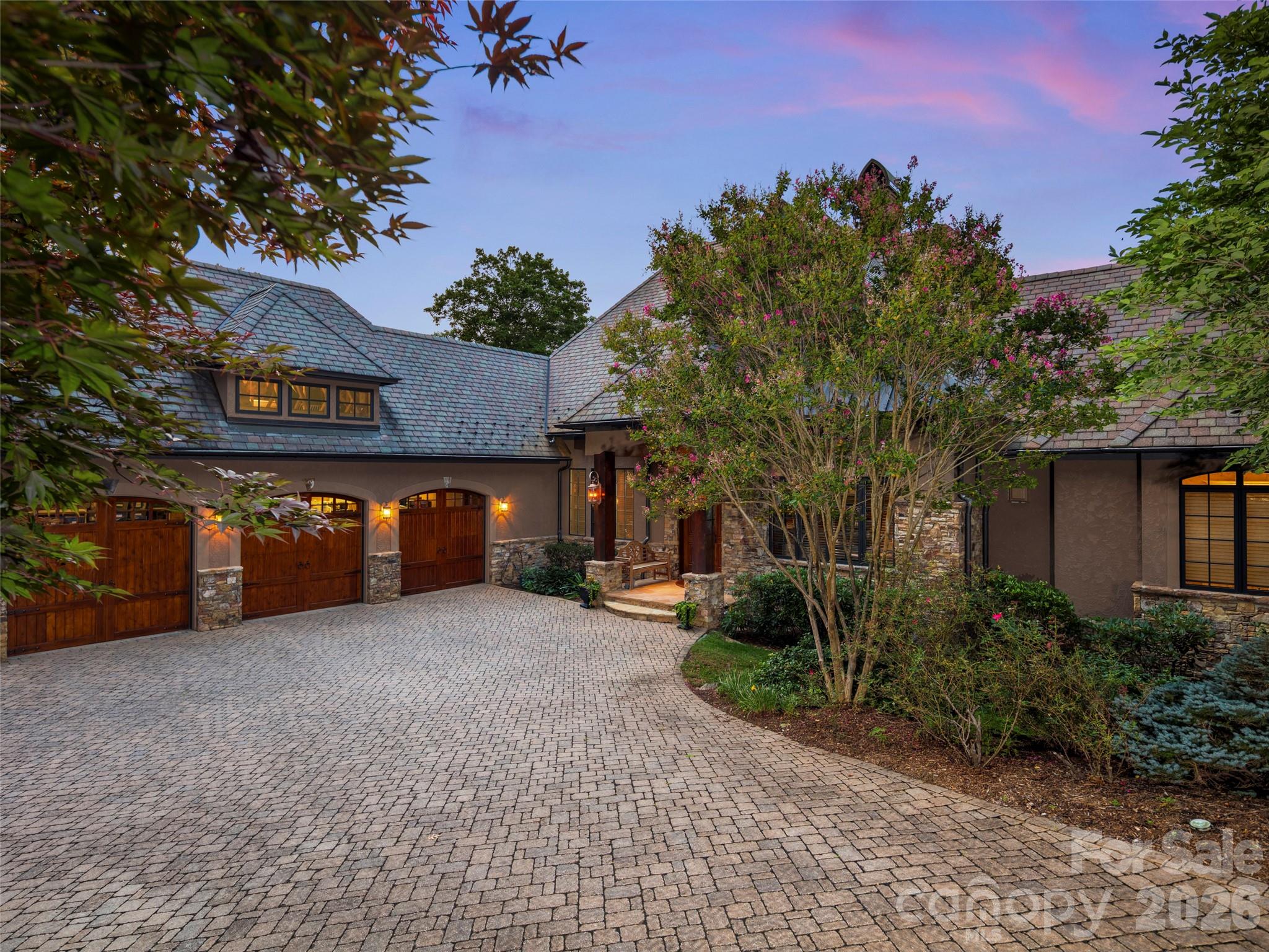 1812 Bella Vista Court — Arden