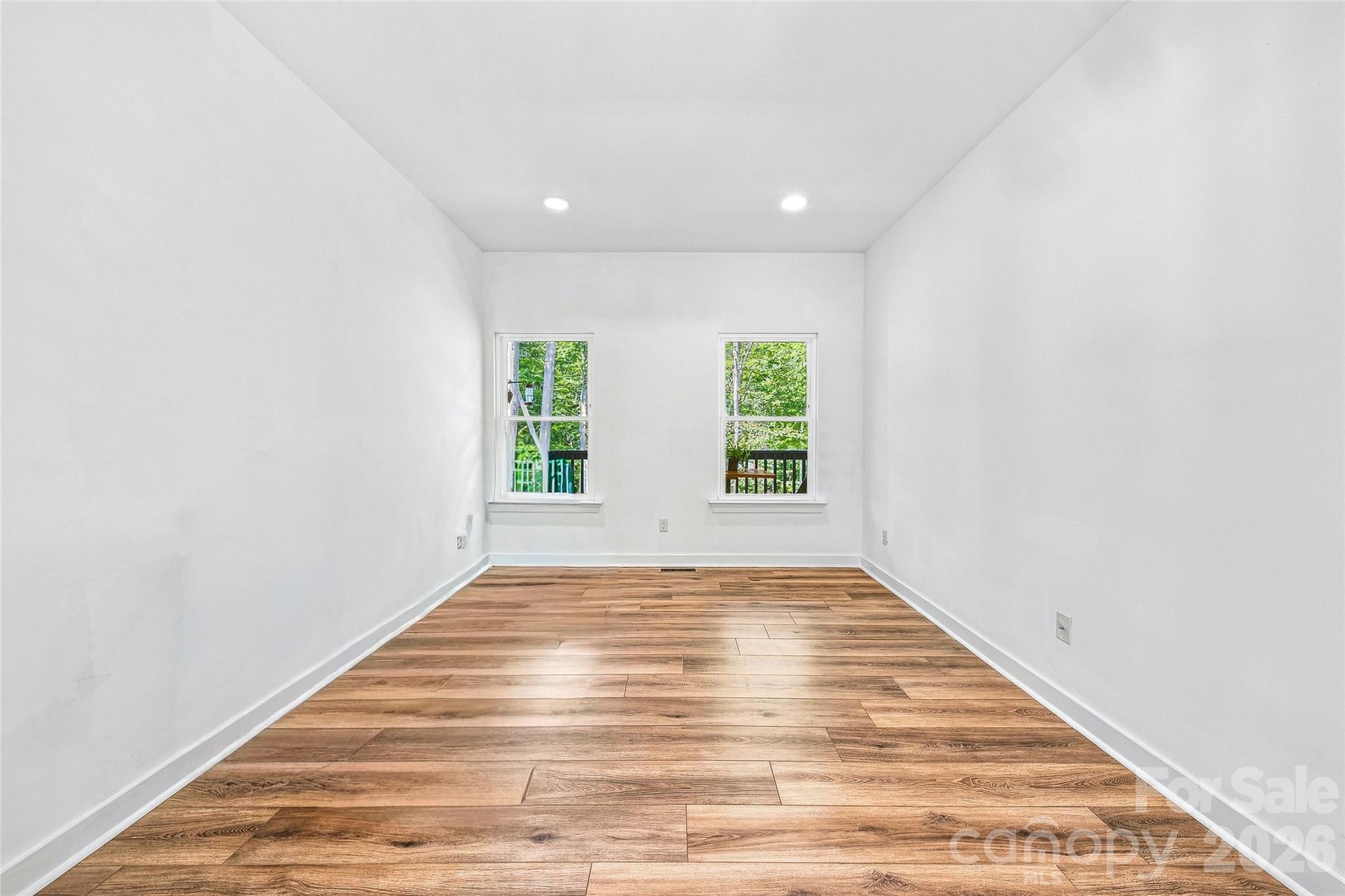 820 Merrills Cove Road — Asheville