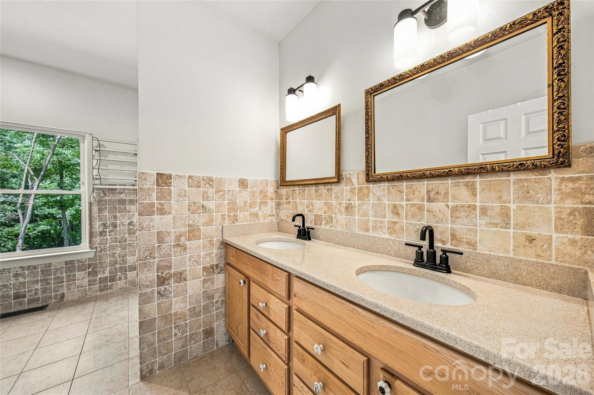 820 Merrills Cove Road — Asheville