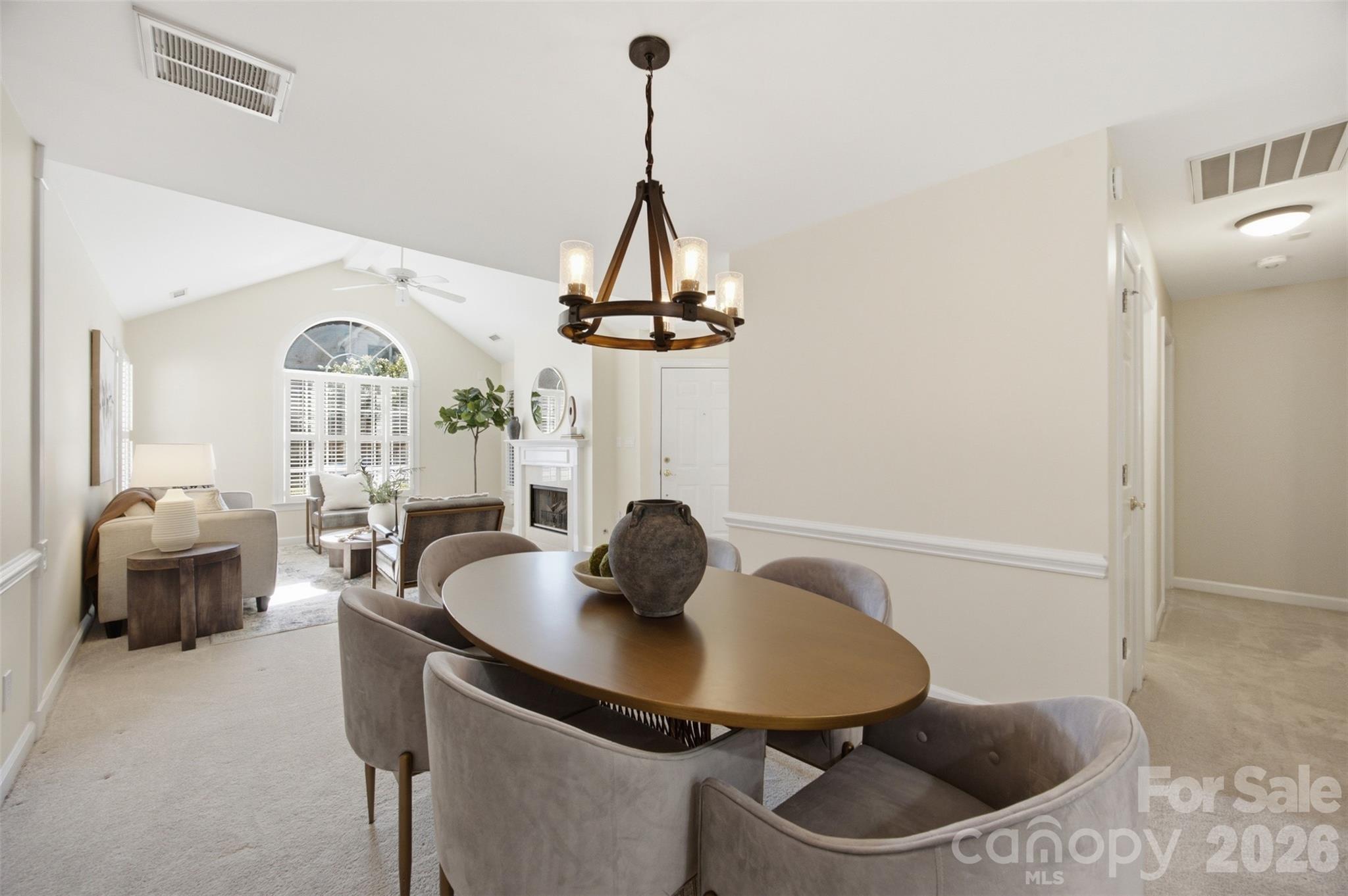 7424 Hurstbourne Green Drive — Charlotte