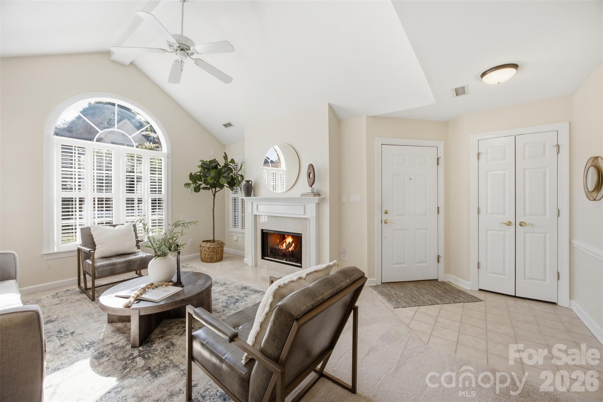 7424 Hurstbourne Green Drive — Charlotte