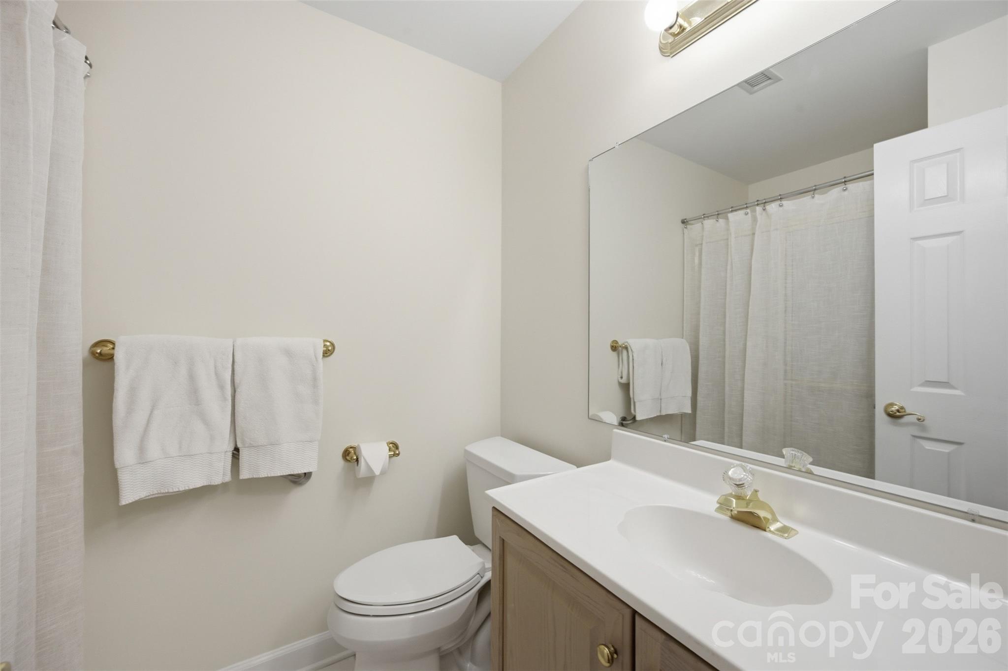 7424 Hurstbourne Green Drive — Charlotte