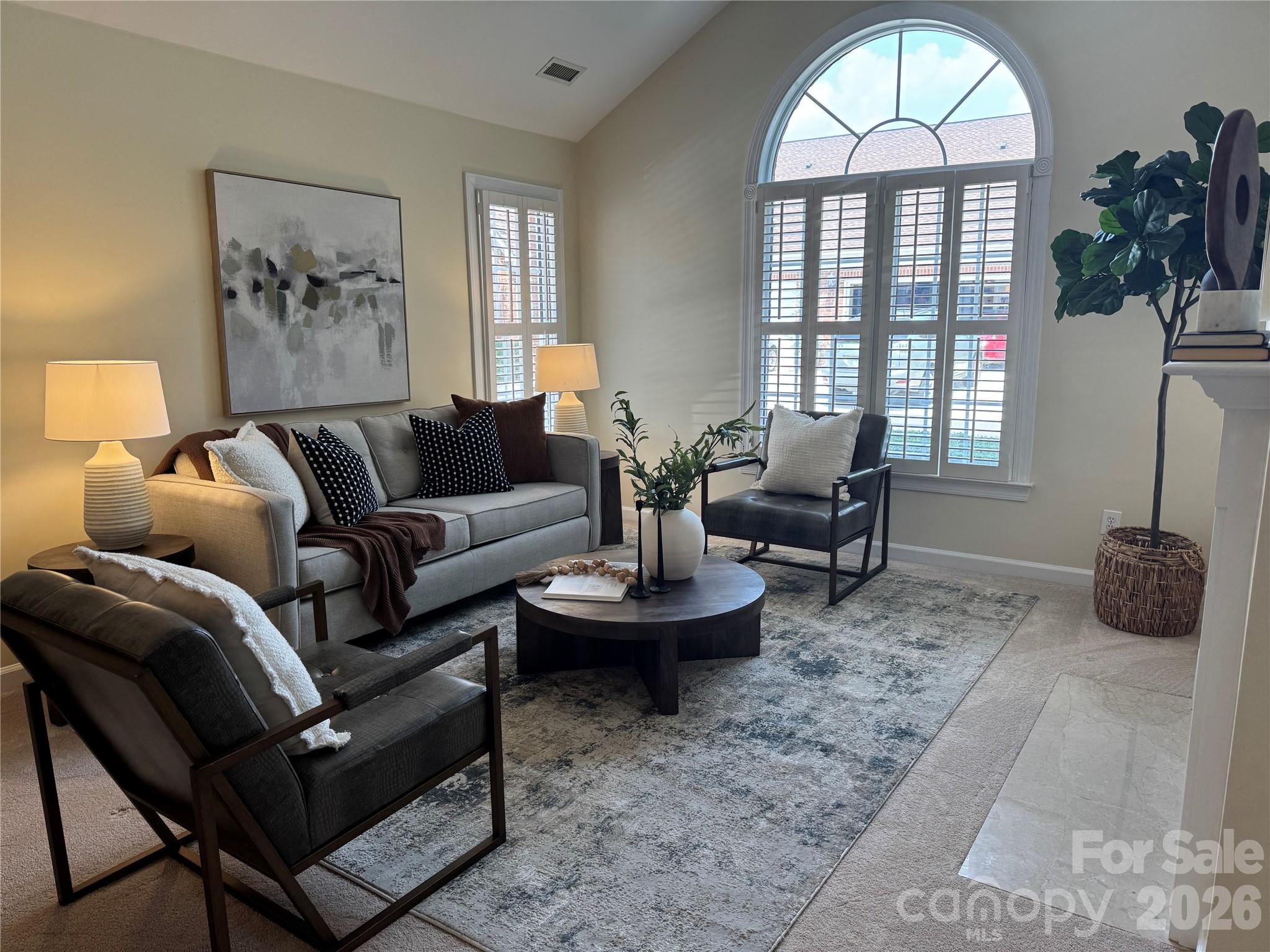 7424 Hurstbourne Green Drive — Charlotte