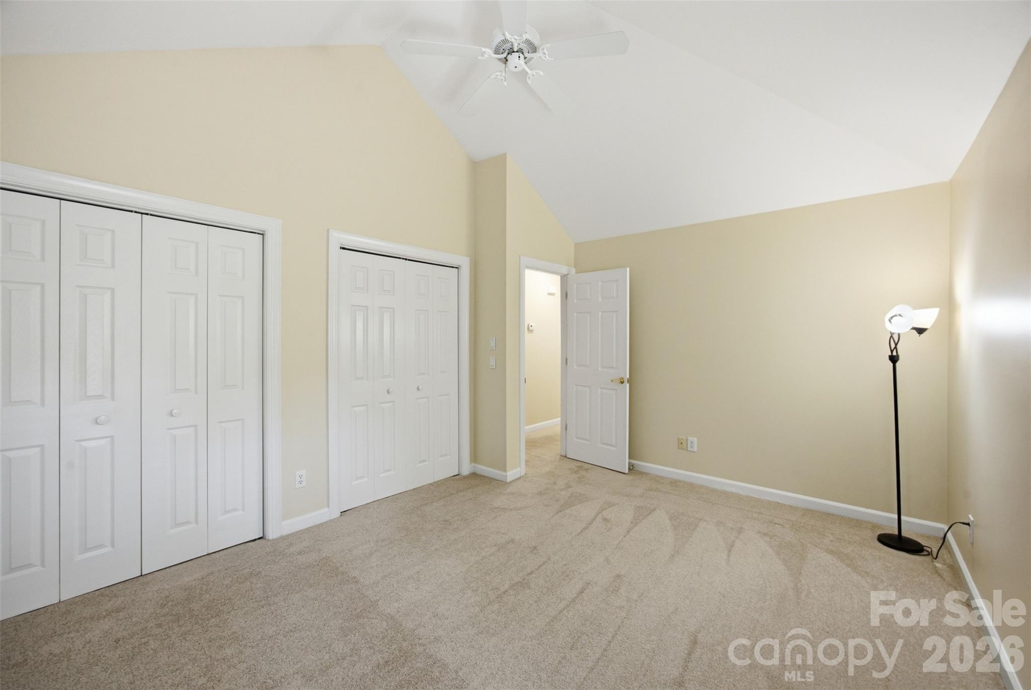 7424 Hurstbourne Green Drive — Charlotte