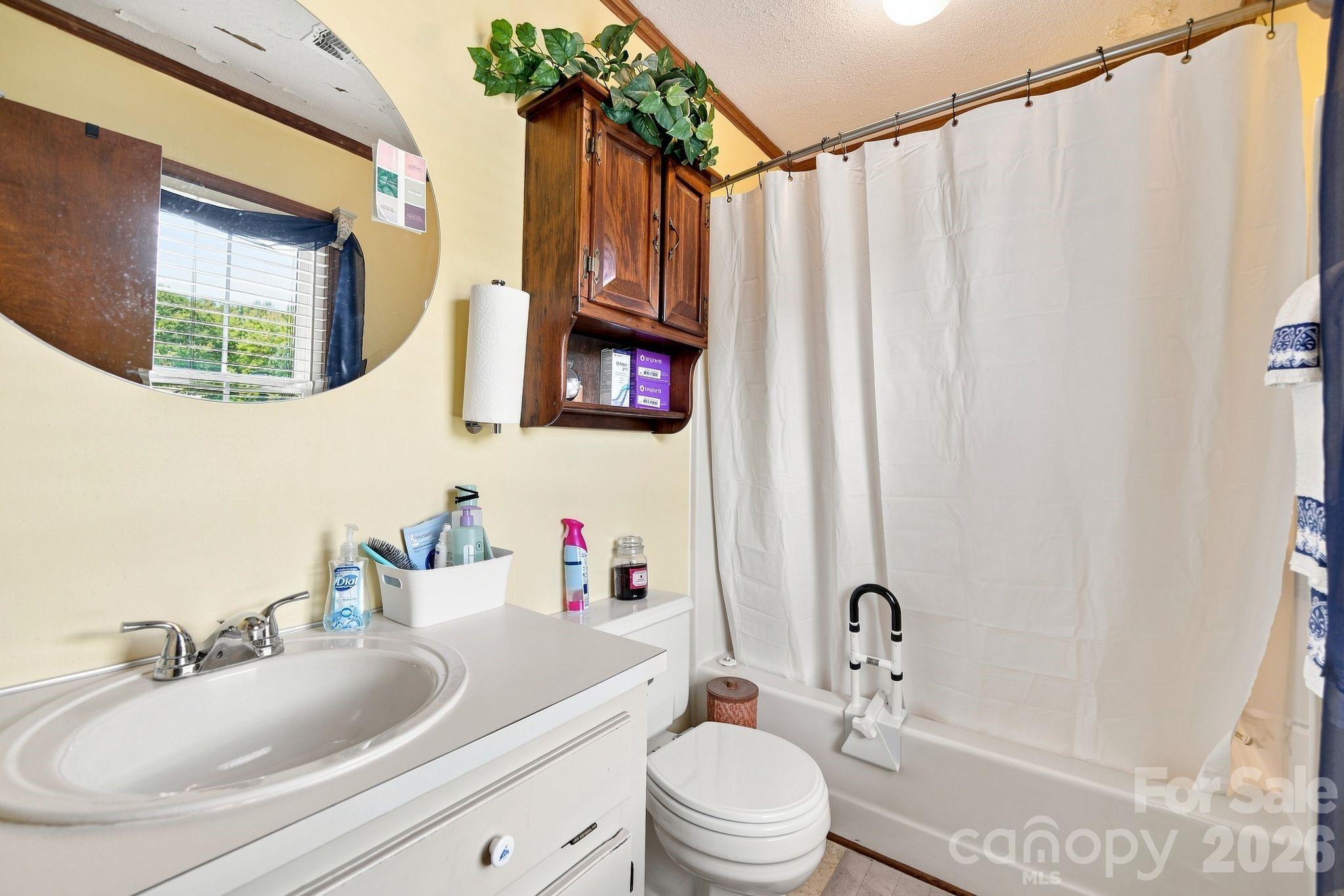 2325 Winterfield Drive — Gastonia