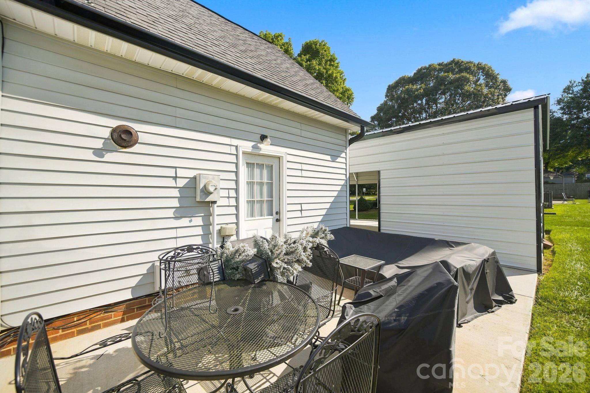 2325 Winterfield Drive — Gastonia