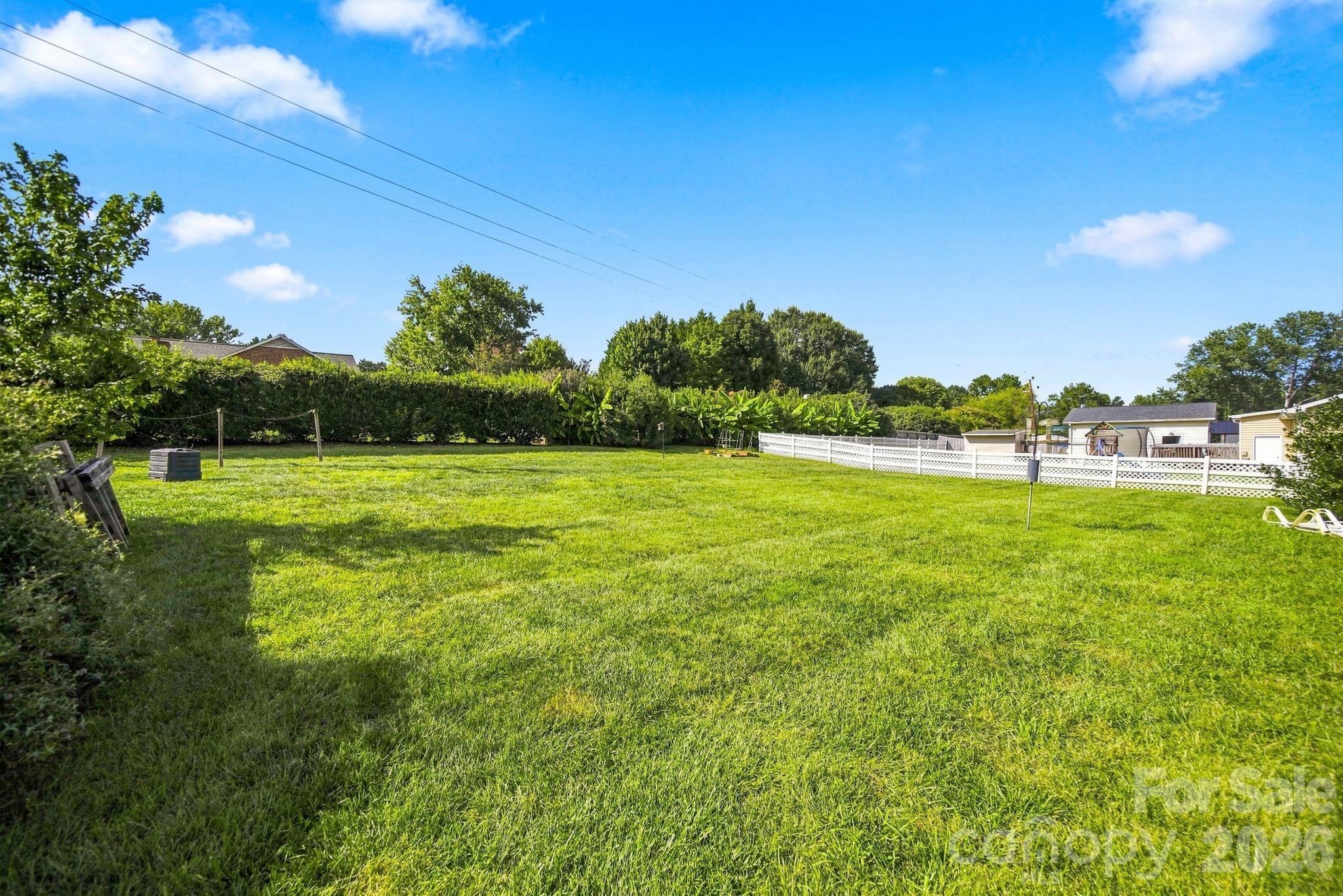 2325 Winterfield Drive — Gastonia