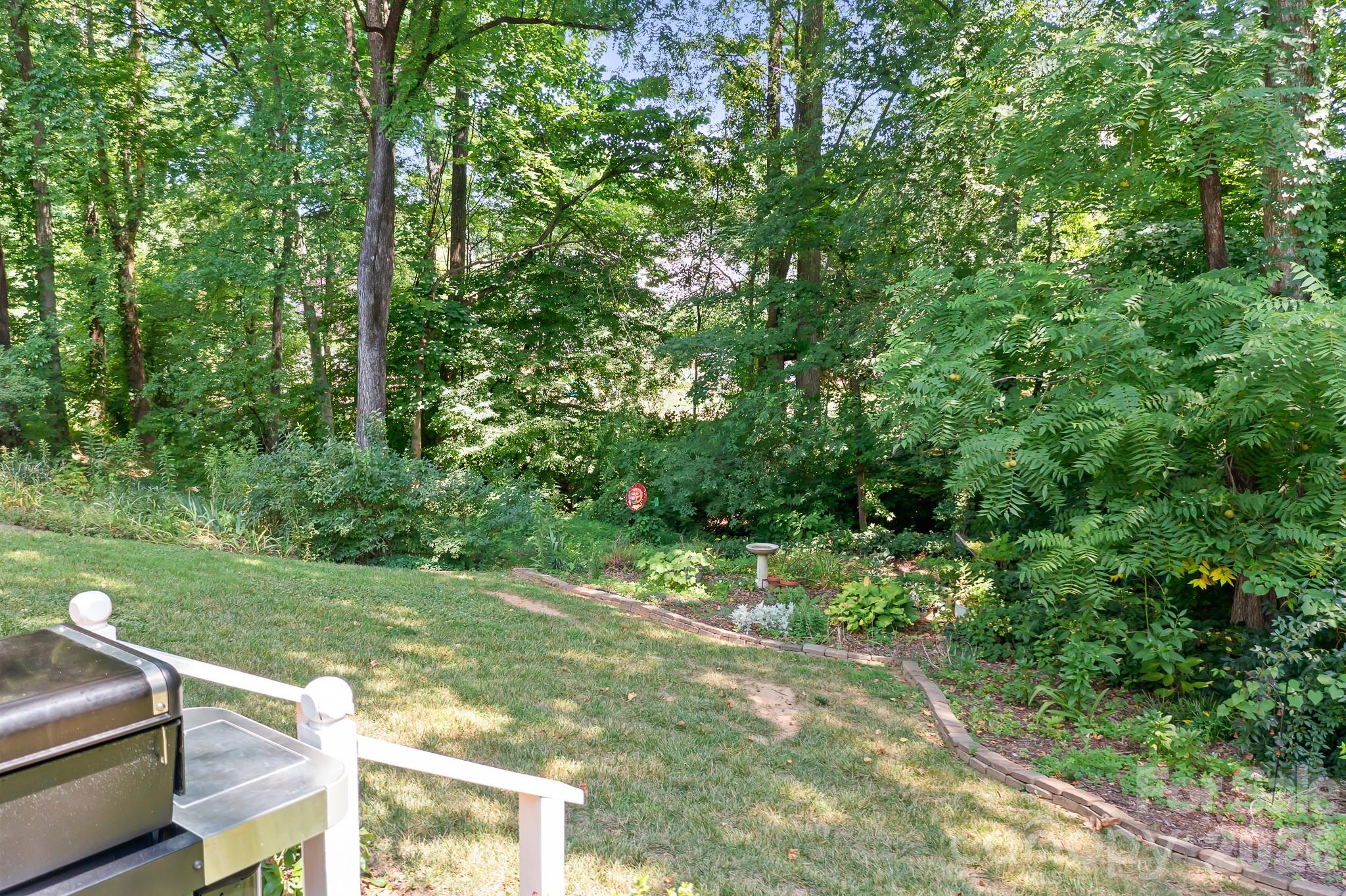 17324 Cambridge Grove Drive — Huntersville